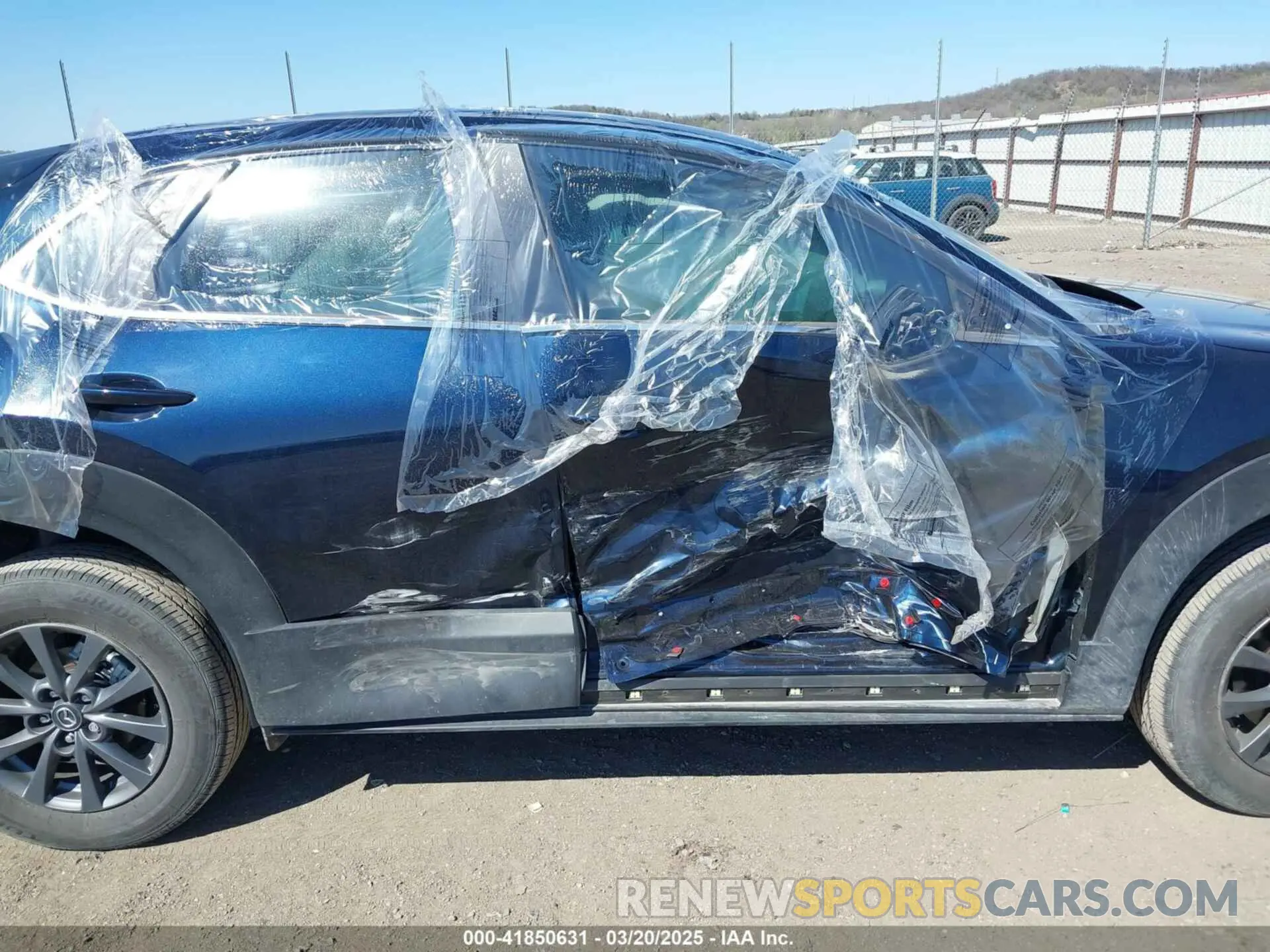 12 Photograph of a damaged car 3MVDMBAM5RM706540 MAZDA CX-30 2024