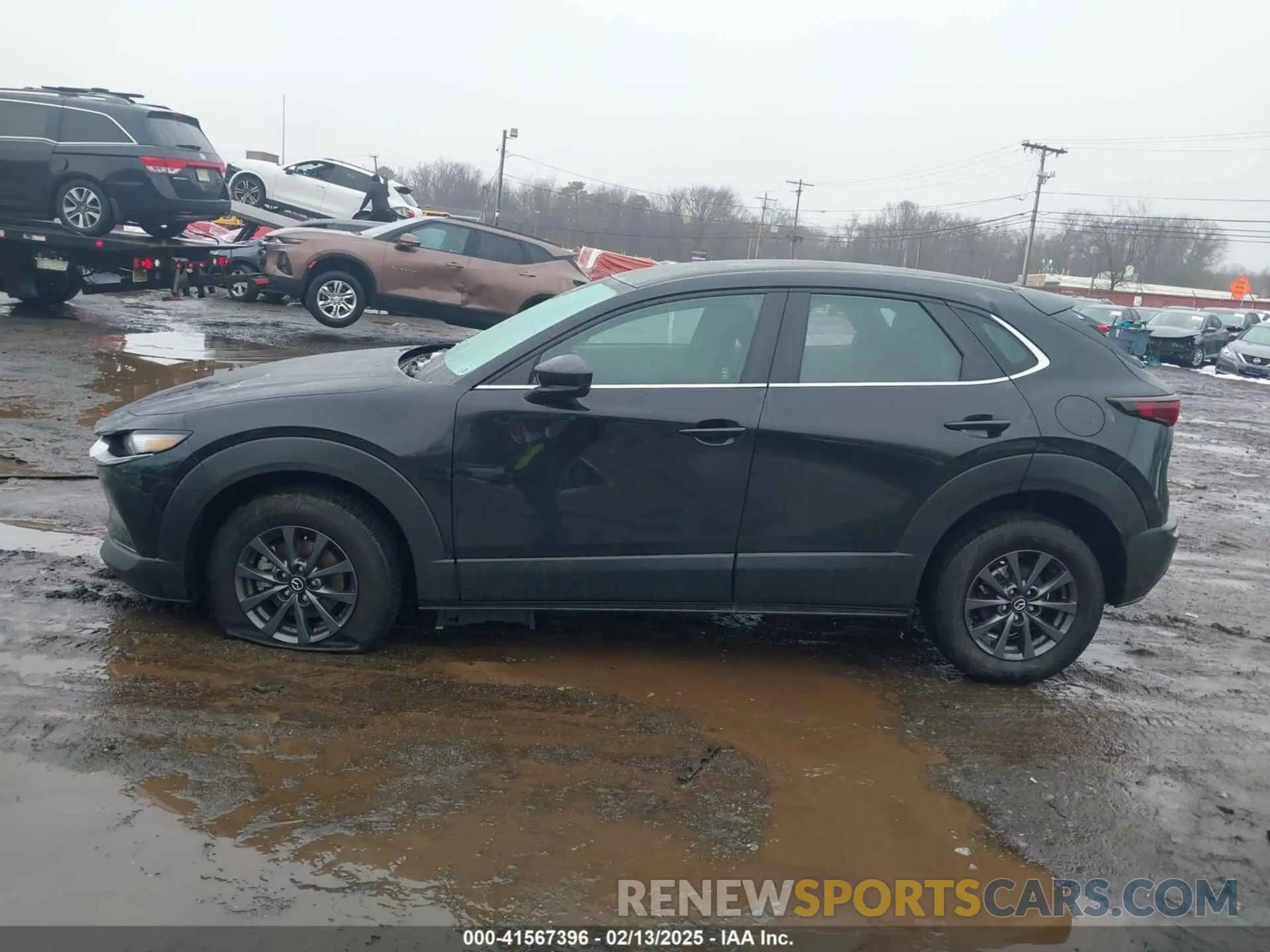 14 Photograph of a damaged car 3MVDMBAMXRM630295 MAZDA CX-30 2024