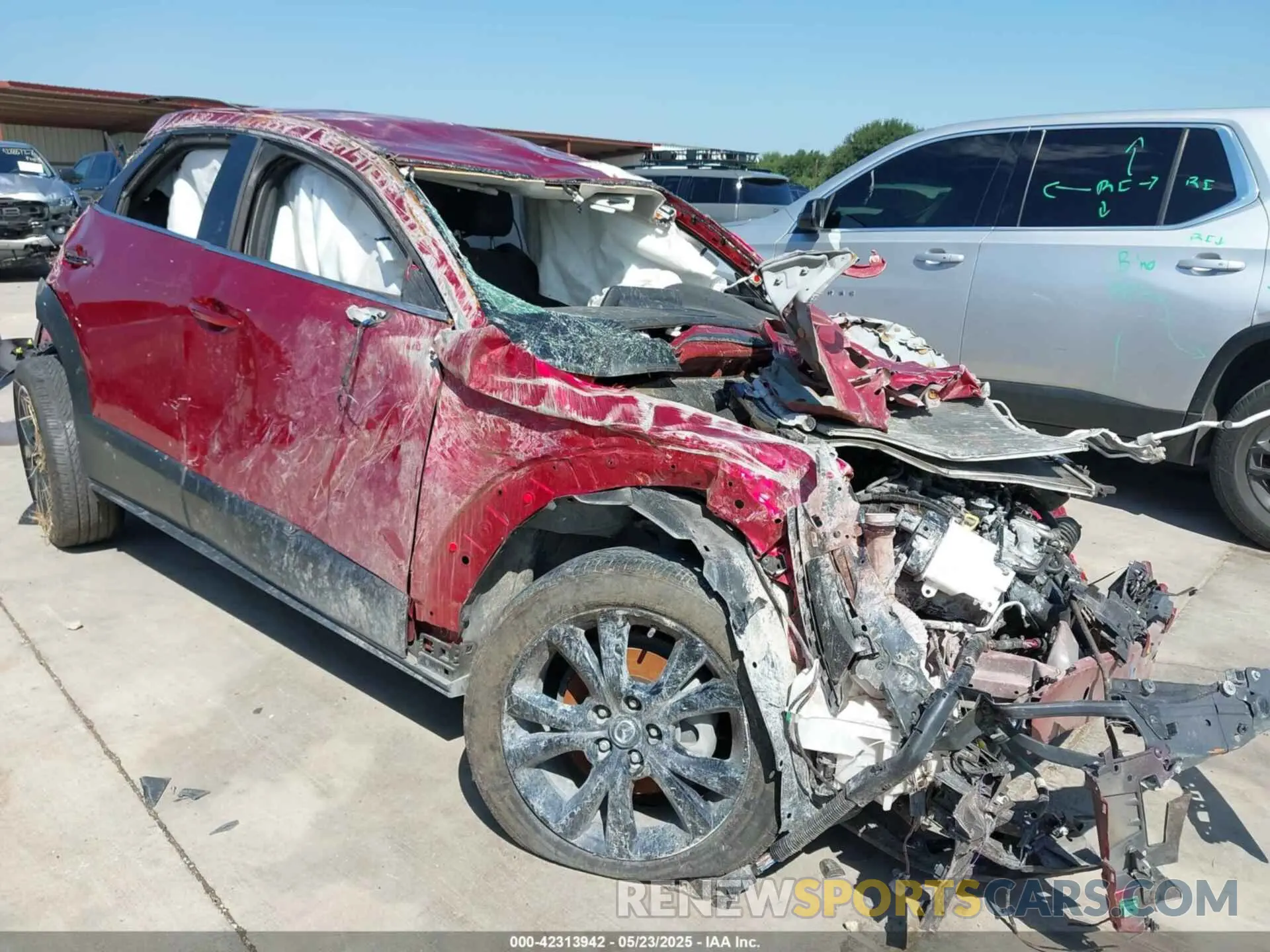 1 Photograph of a damaged car 3MVDMBBM0RM636296 MAZDA CX-30 2024
