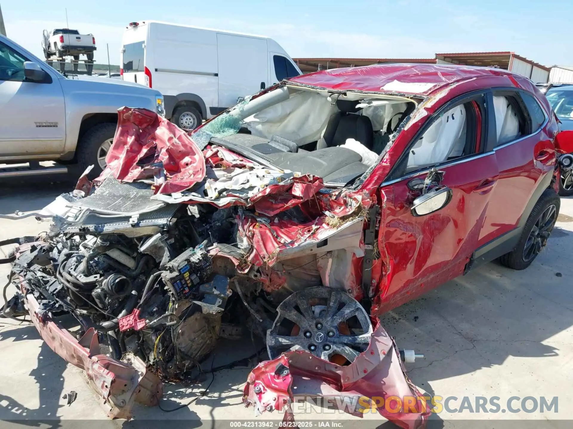 2 Photograph of a damaged car 3MVDMBBM0RM636296 MAZDA CX-30 2024
