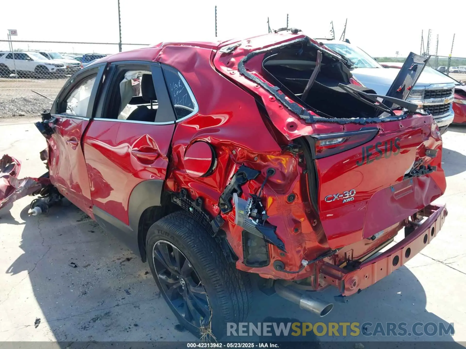 3 Photograph of a damaged car 3MVDMBBM0RM636296 MAZDA CX-30 2024