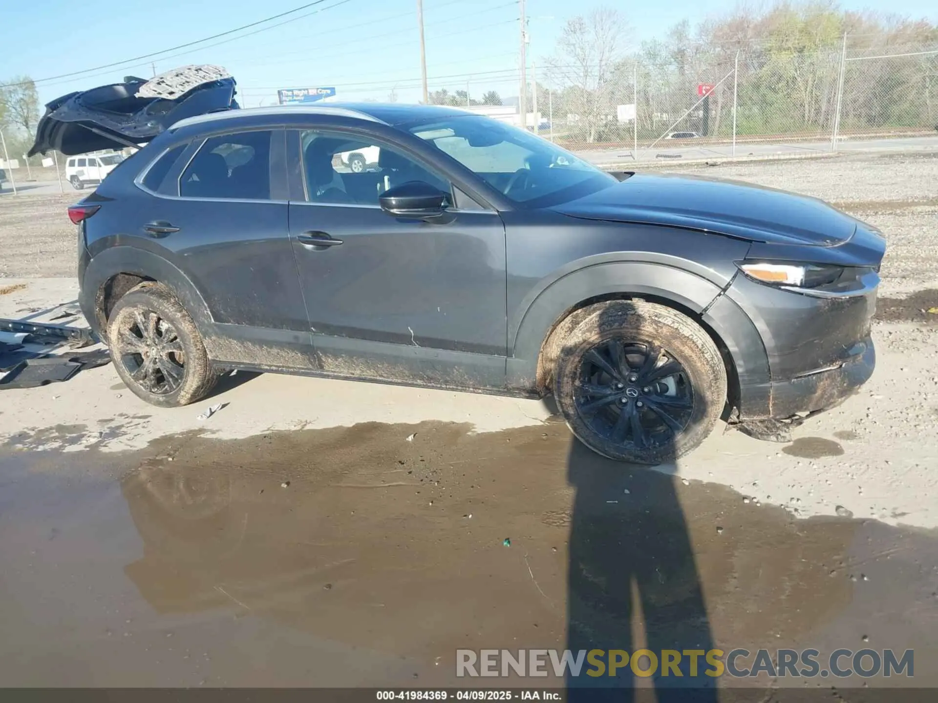 1 Photograph of a damaged car 3MVDMBBM0RM646018 MAZDA CX-30 2024