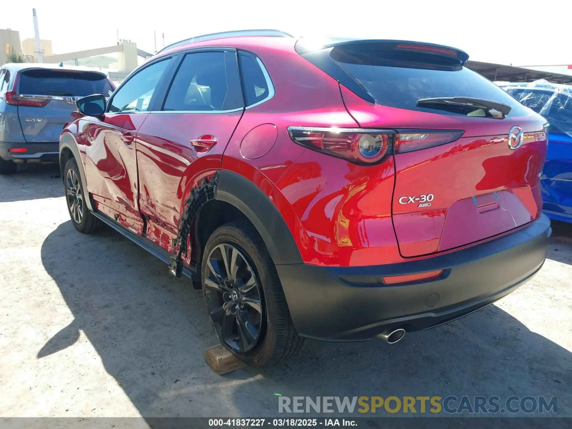 3 Photograph of a damaged car 3MVDMBBM0RM707223 MAZDA CX-30 2024