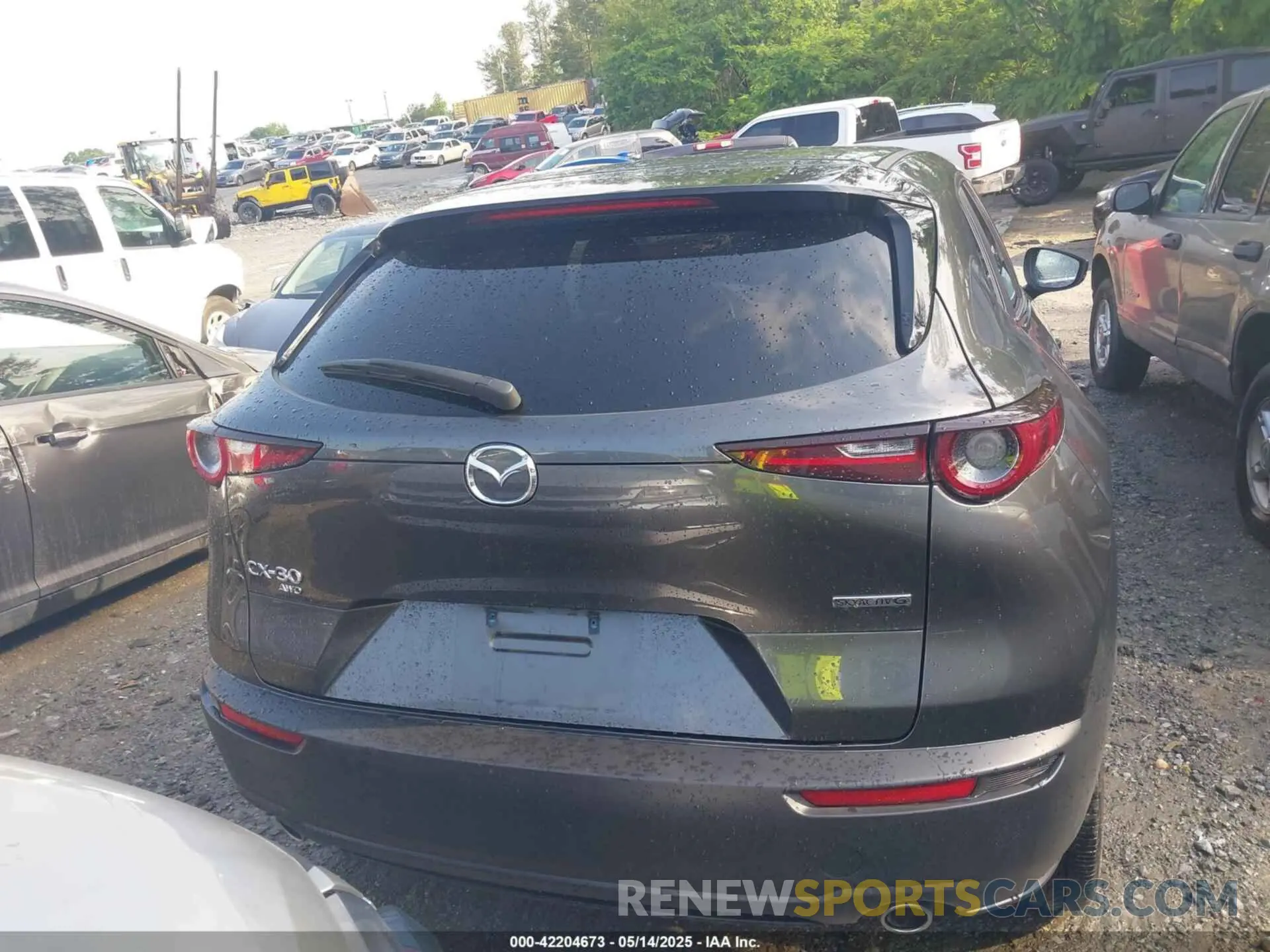 16 Photograph of a damaged car 3MVDMBBM1RM634542 MAZDA CX-30 2024
