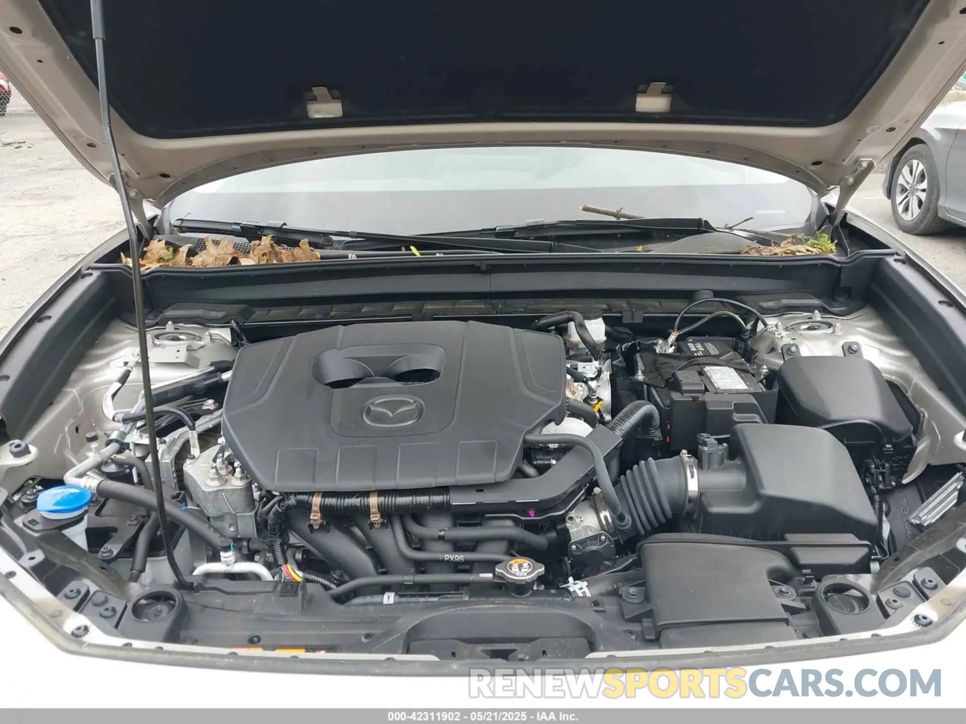 10 Photograph of a damaged car 3MVDMBBM1RM655178 MAZDA CX-30 2024