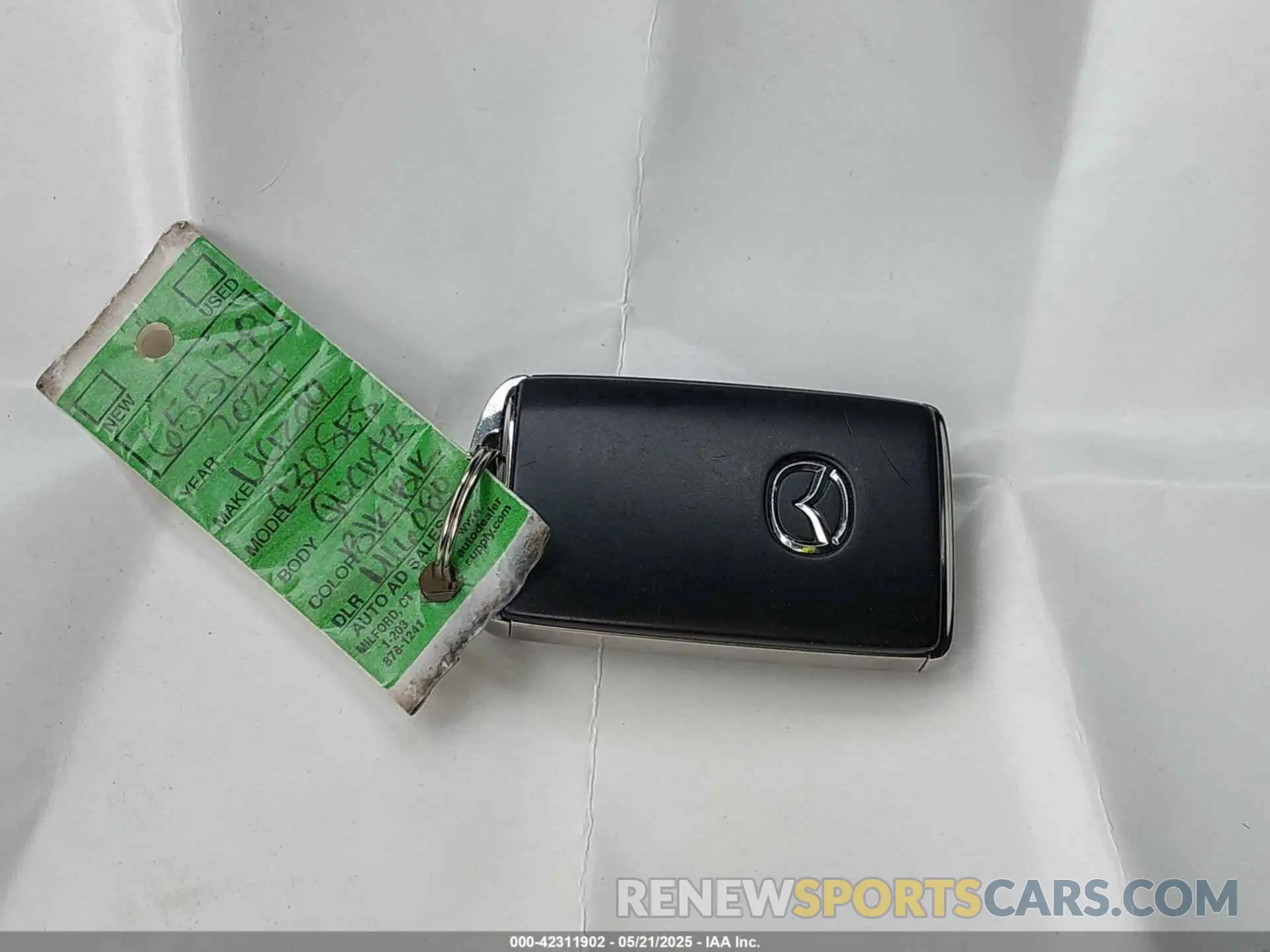 11 Photograph of a damaged car 3MVDMBBM1RM655178 MAZDA CX-30 2024
