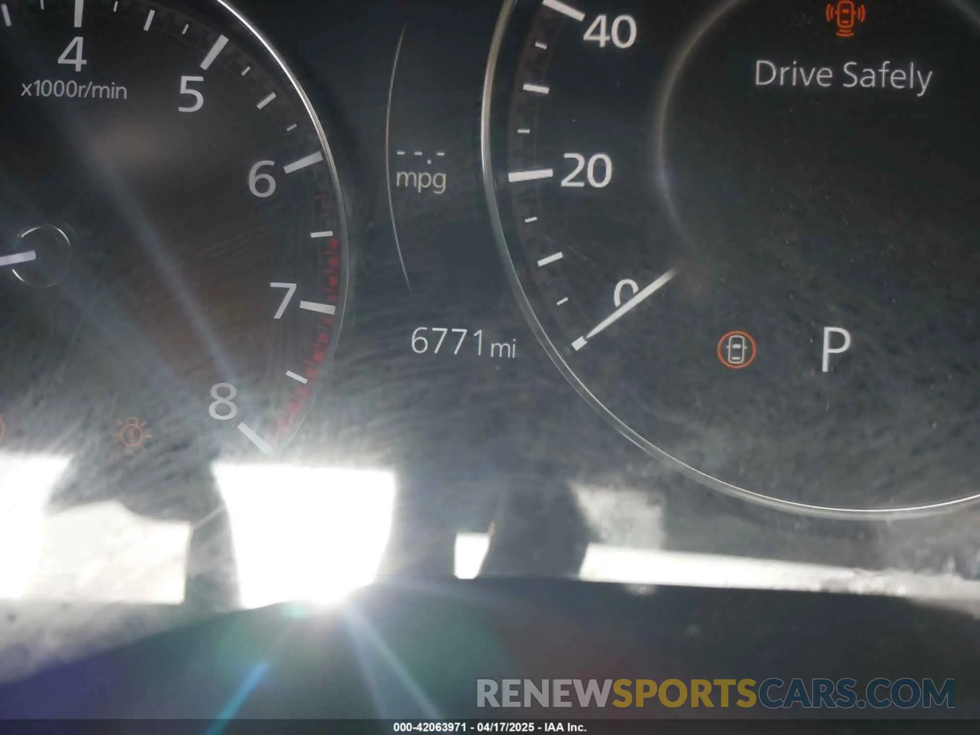 15 Photograph of a damaged car 3MVDMBBM1RM655682 MAZDA CX-30 2024