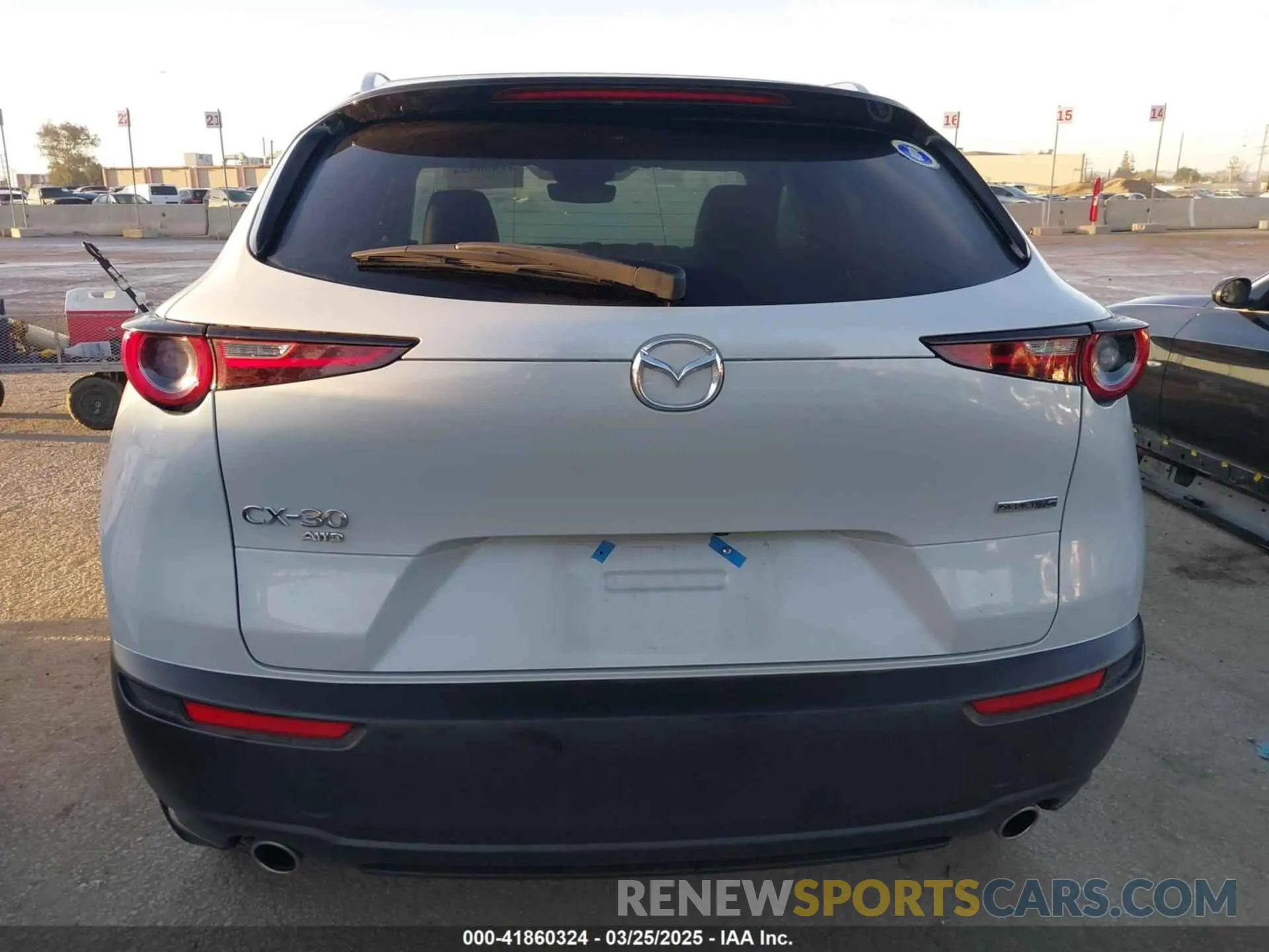 16 Photograph of a damaged car 3MVDMBBM1RM681019 MAZDA CX-30 2024