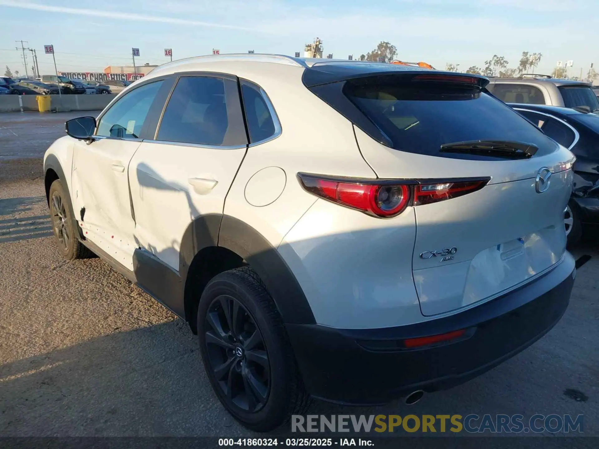 3 Photograph of a damaged car 3MVDMBBM1RM681019 MAZDA CX-30 2024