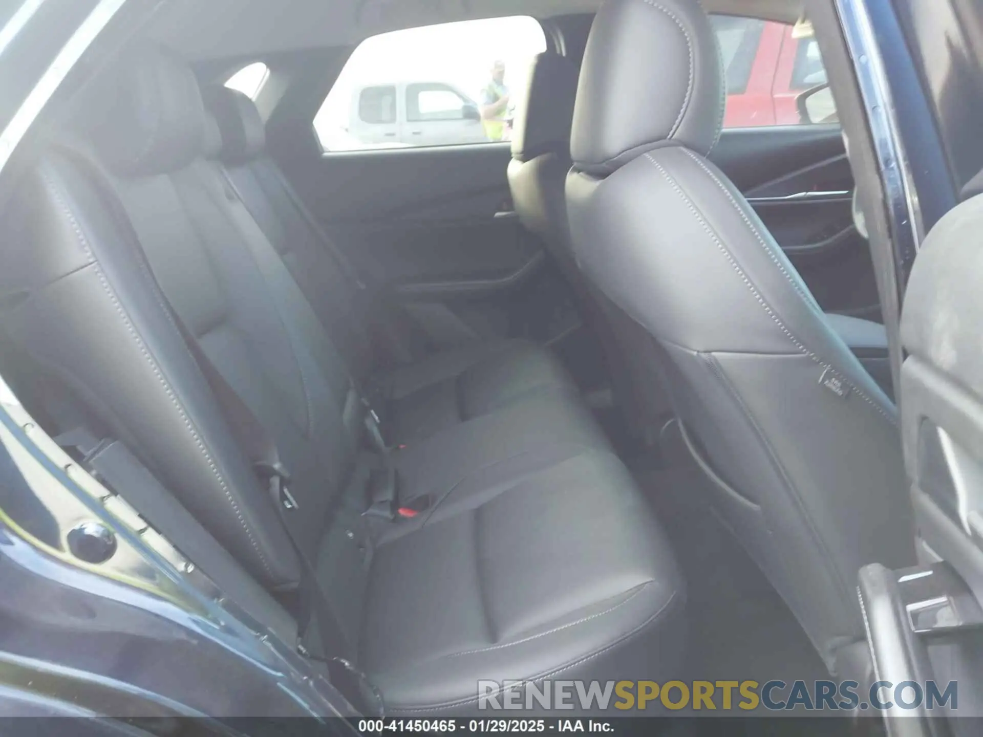 8 Photograph of a damaged car 3MVDMBBM1RM684583 MAZDA CX-30 2024