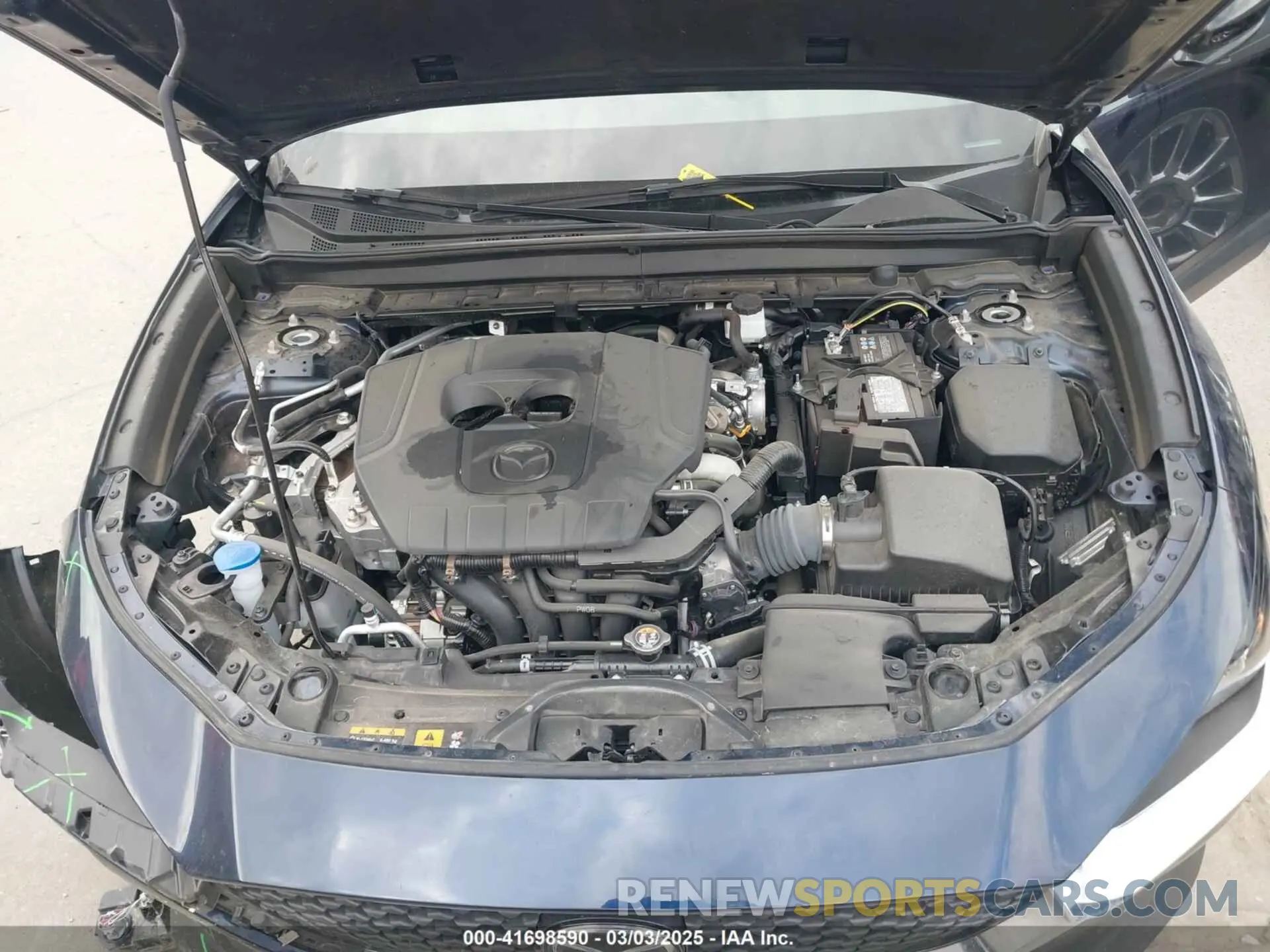 10 Photograph of a damaged car 3MVDMBBM1RM697611 MAZDA CX-30 2024