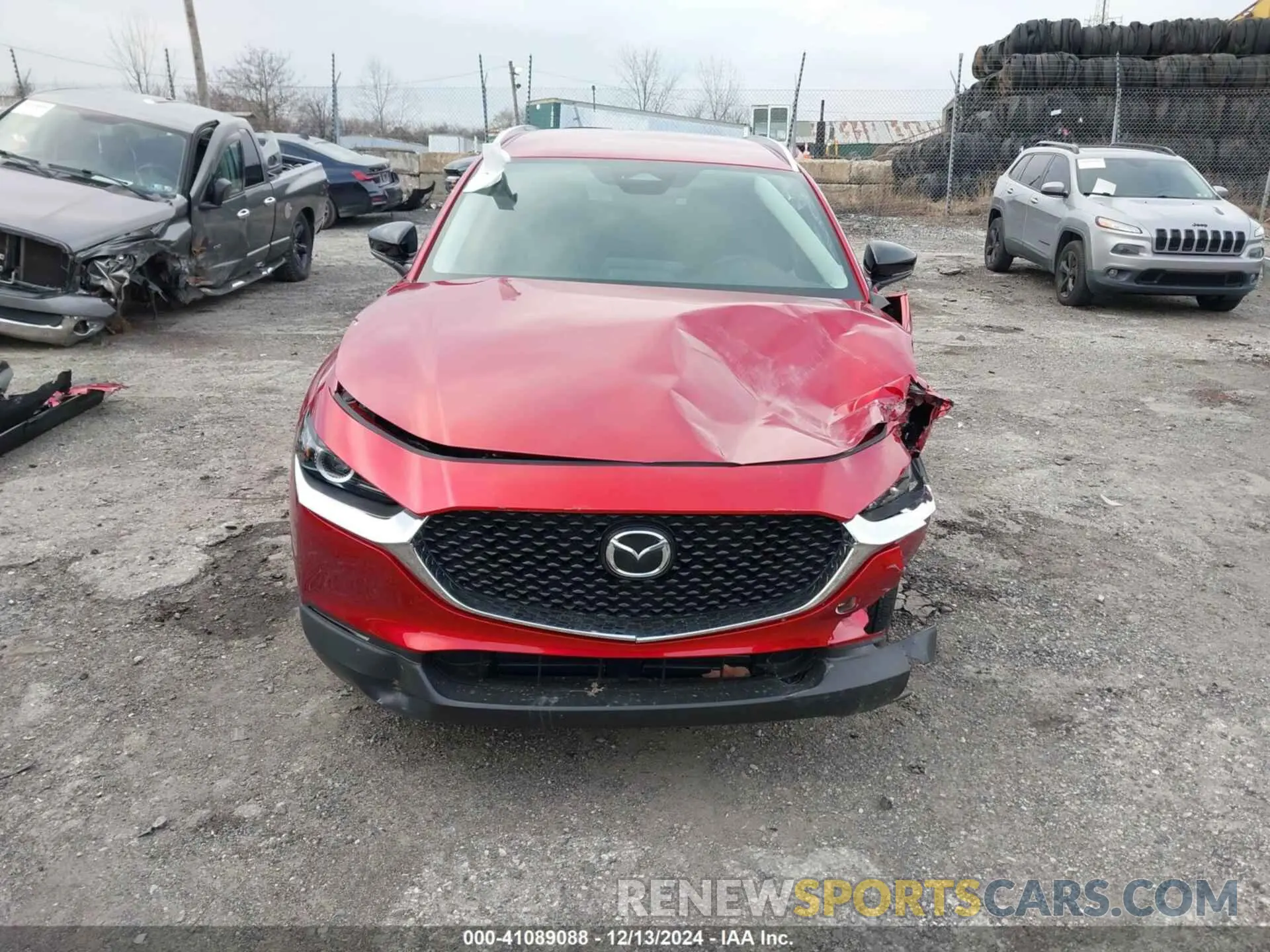 12 Photograph of a damaged car 3MVDMBBM1RM703360 MAZDA CX-30 2024