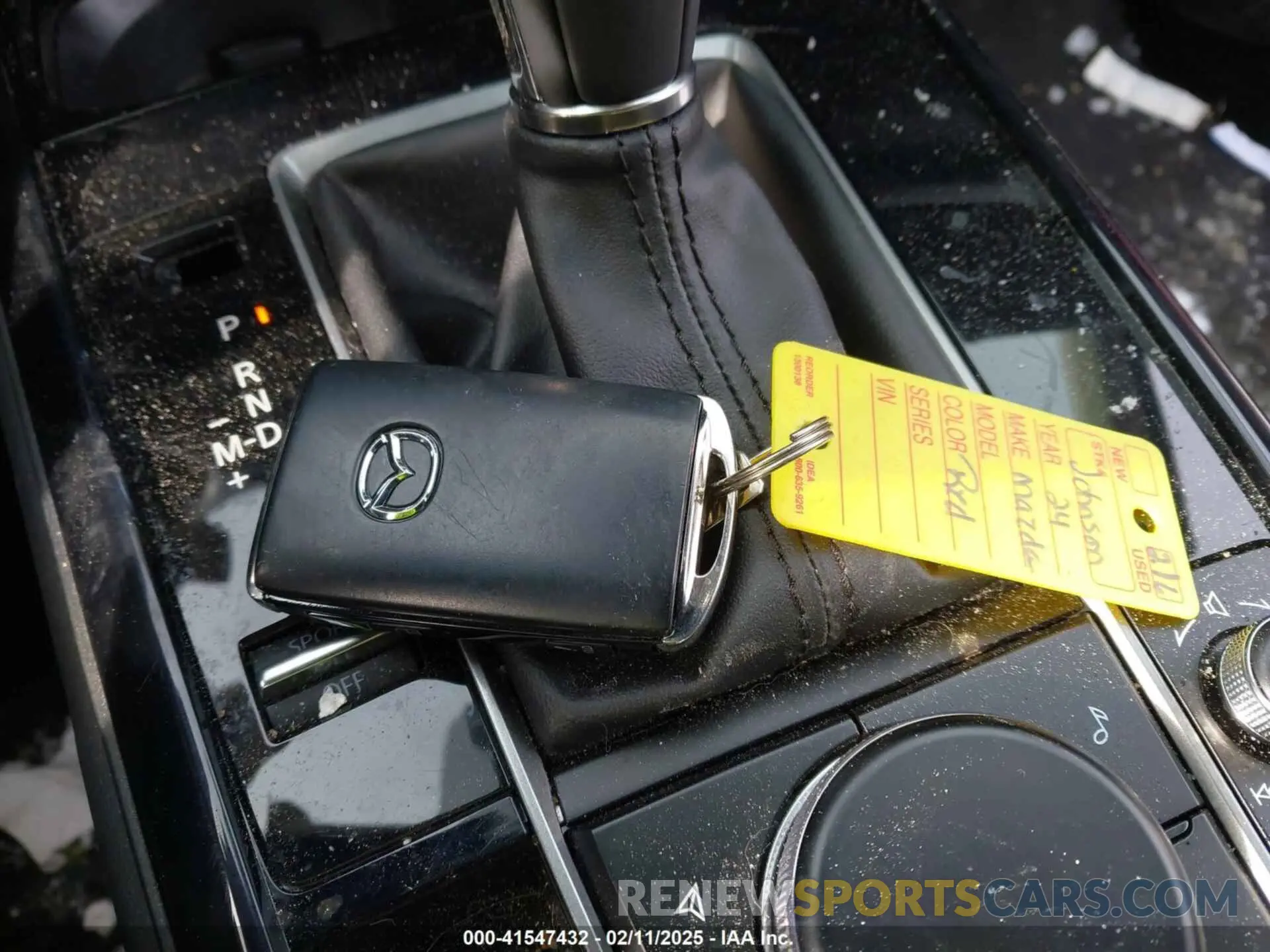 11 Photograph of a damaged car 3MVDMBBM2RM626546 MAZDA CX-30 2024