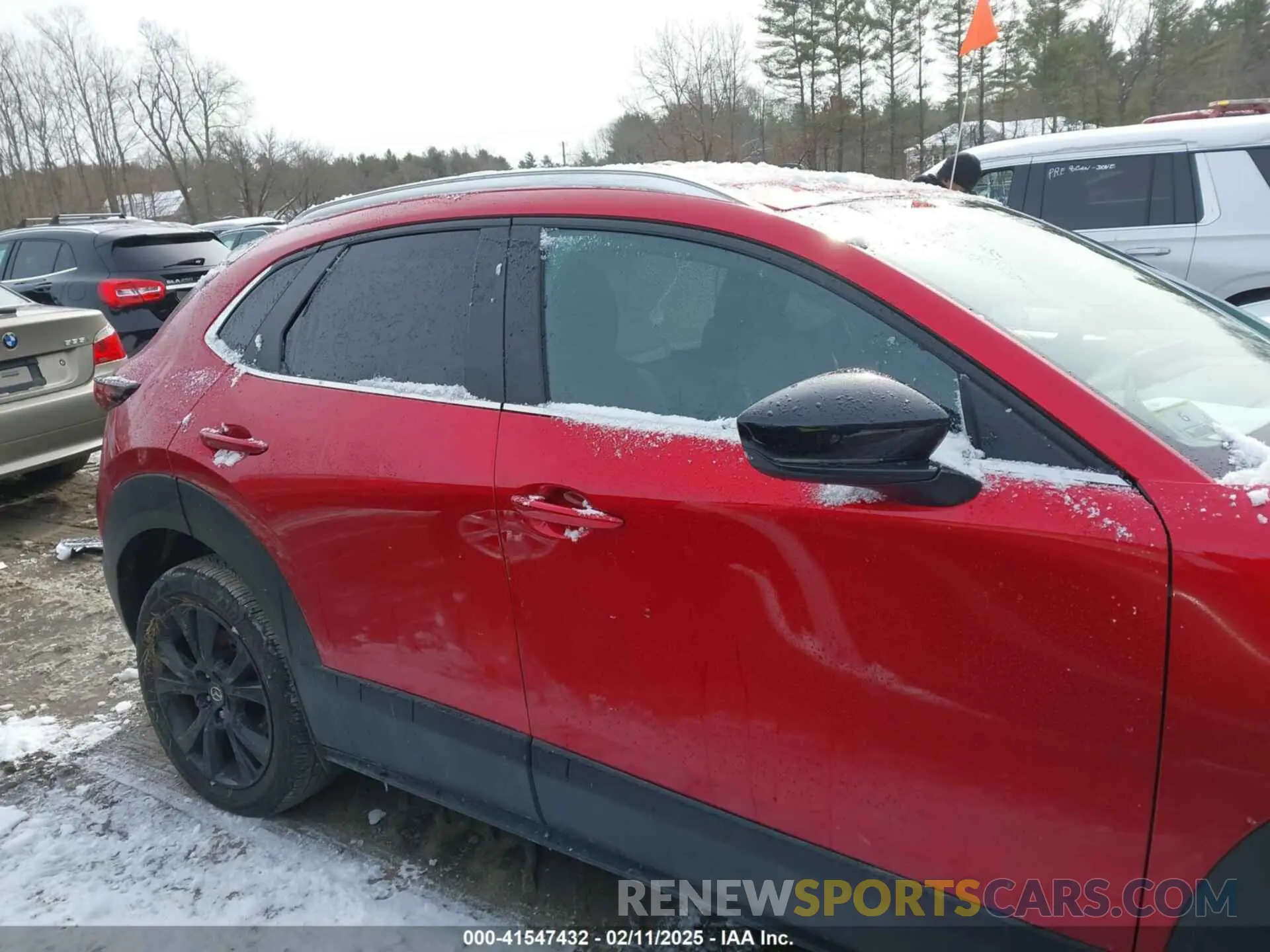 13 Photograph of a damaged car 3MVDMBBM2RM626546 MAZDA CX-30 2024