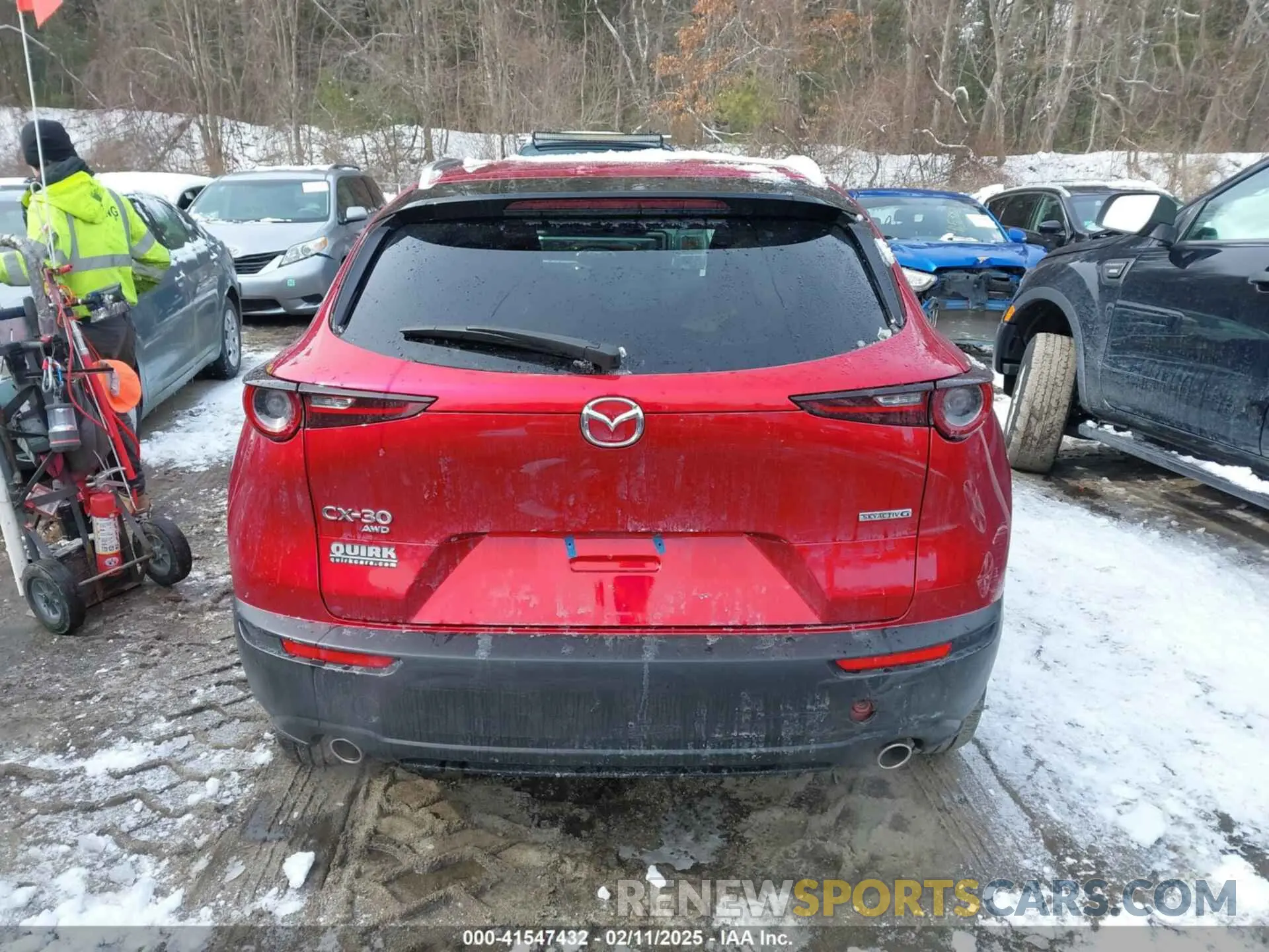16 Photograph of a damaged car 3MVDMBBM2RM626546 MAZDA CX-30 2024
