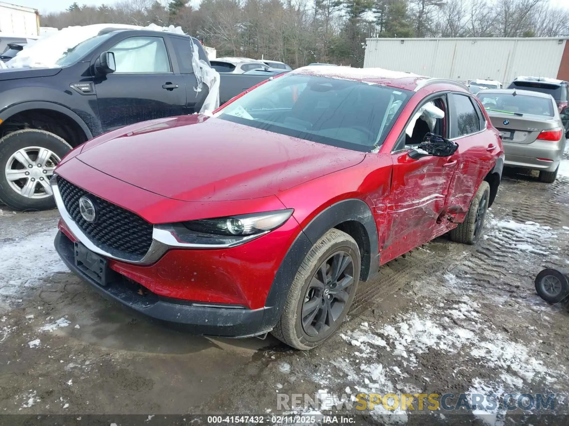 2 Photograph of a damaged car 3MVDMBBM2RM626546 MAZDA CX-30 2024