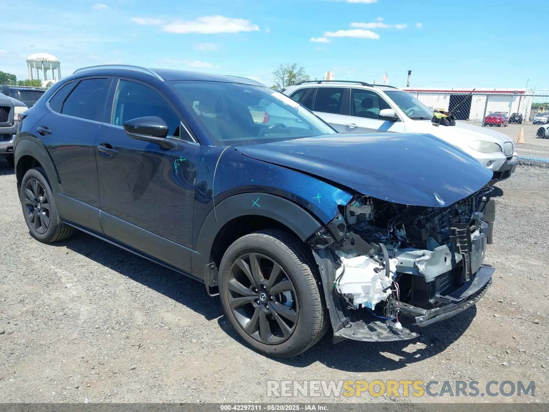 1 Photograph of a damaged car 3MVDMBBM2RM657781 MAZDA CX-30 2024