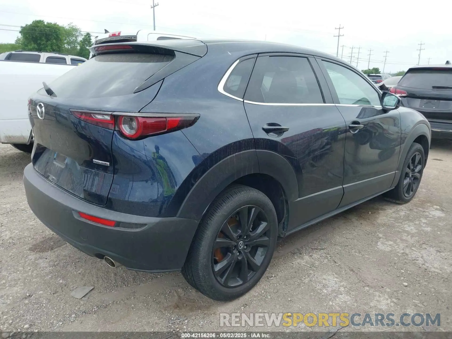 4 Photograph of a damaged car 3MVDMBBM2RM667016 MAZDA CX-30 2024