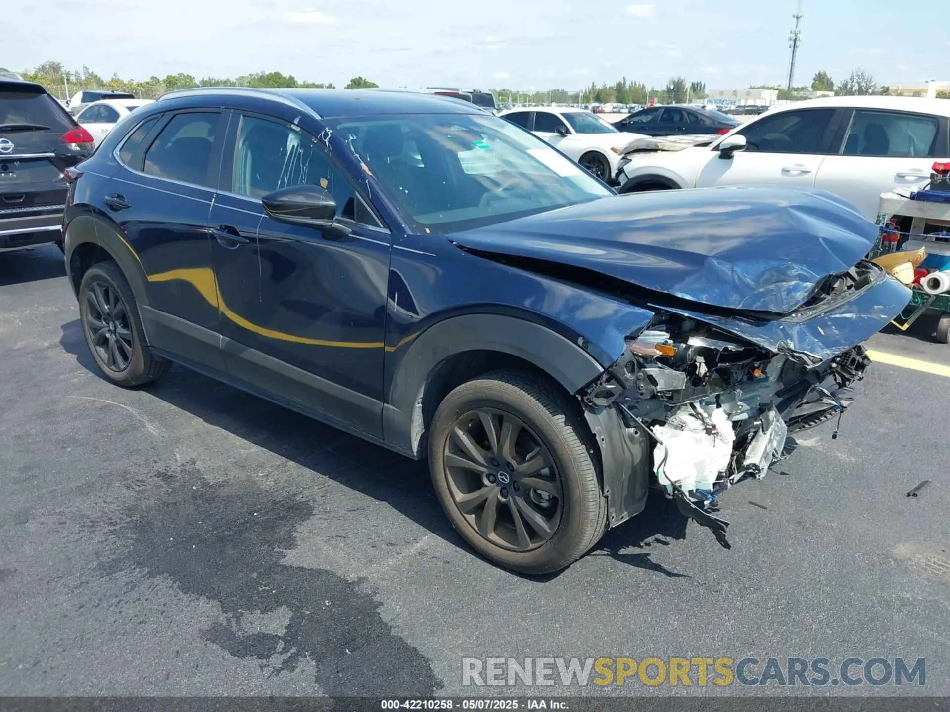 1 Photograph of a damaged car 3MVDMBBM2RM684687 MAZDA CX-30 2024