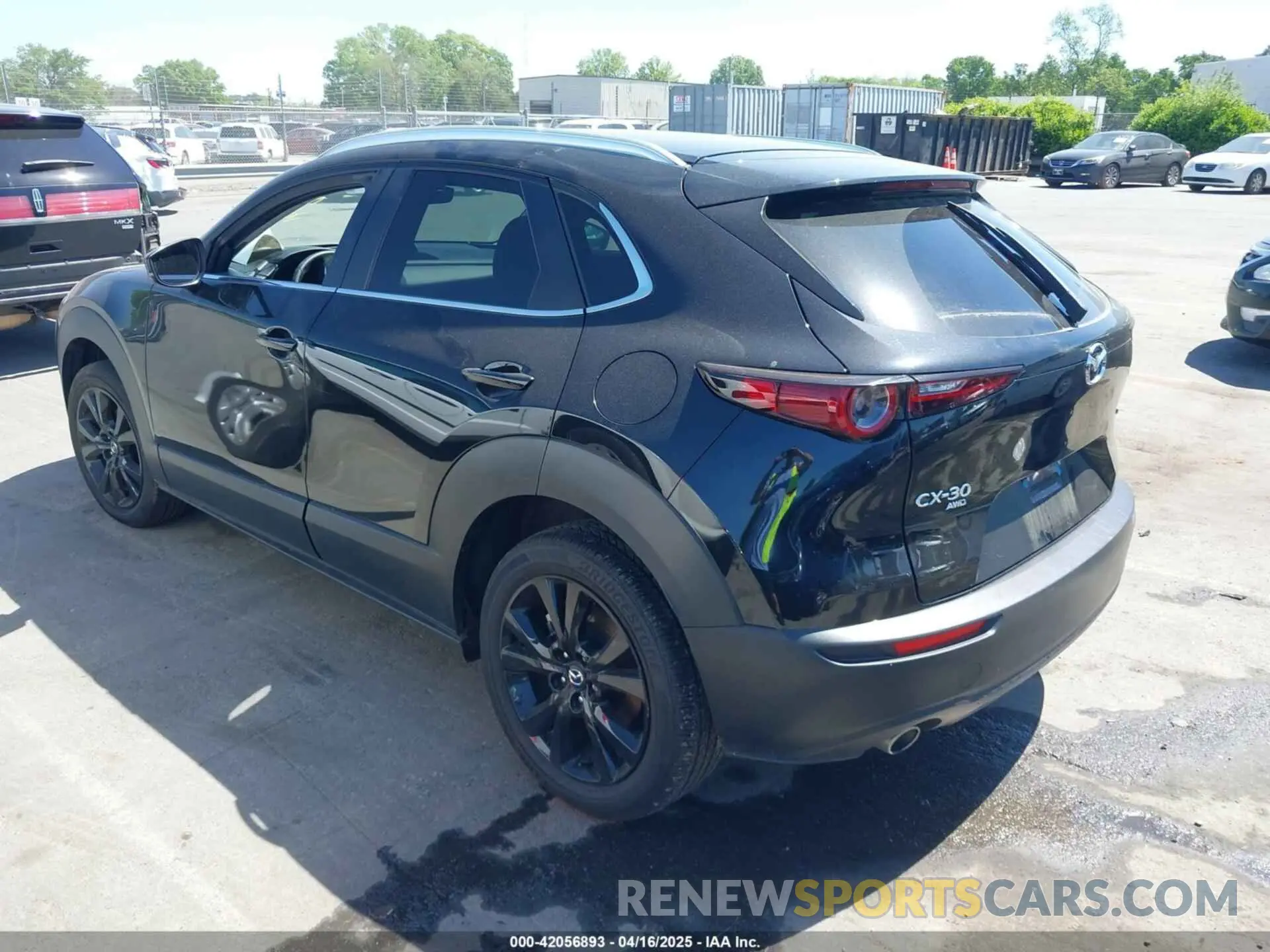 3 Photograph of a damaged car 3MVDMBBM2RM694278 MAZDA CX-30 2024