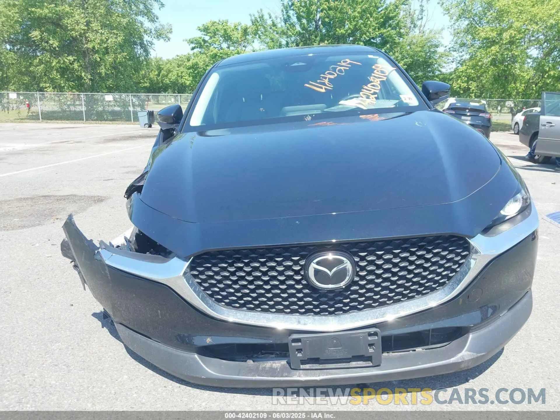 6 Photograph of a damaged car 3MVDMBBM3RM635109 MAZDA CX-30 2024