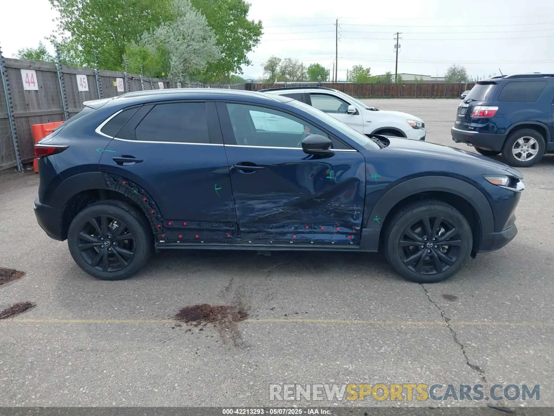 13 Photograph of a damaged car 3MVDMBBM3RM655084 MAZDA CX-30 2024
