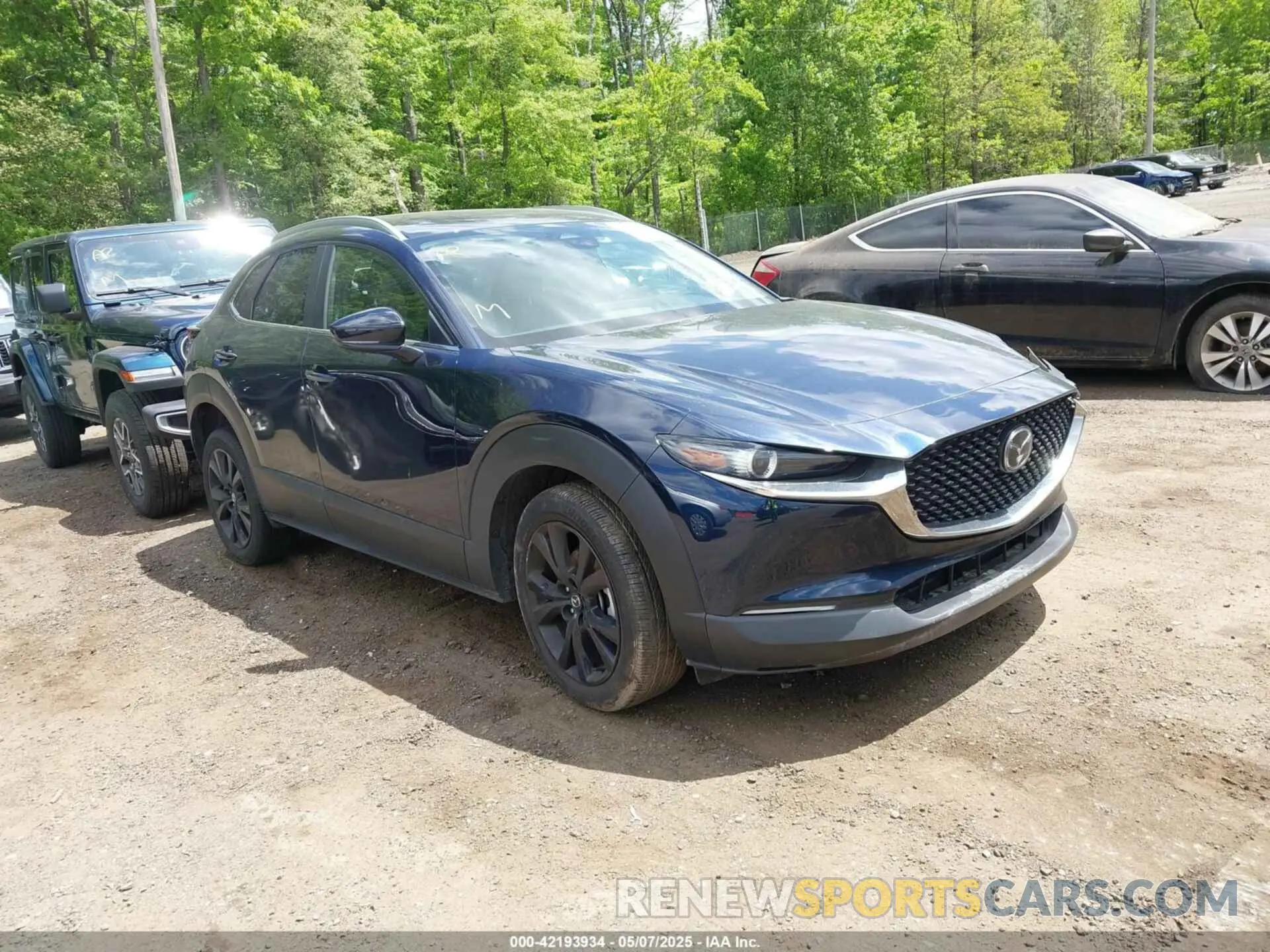 1 Photograph of a damaged car 3MVDMBBM3RM692815 MAZDA CX-30 2024