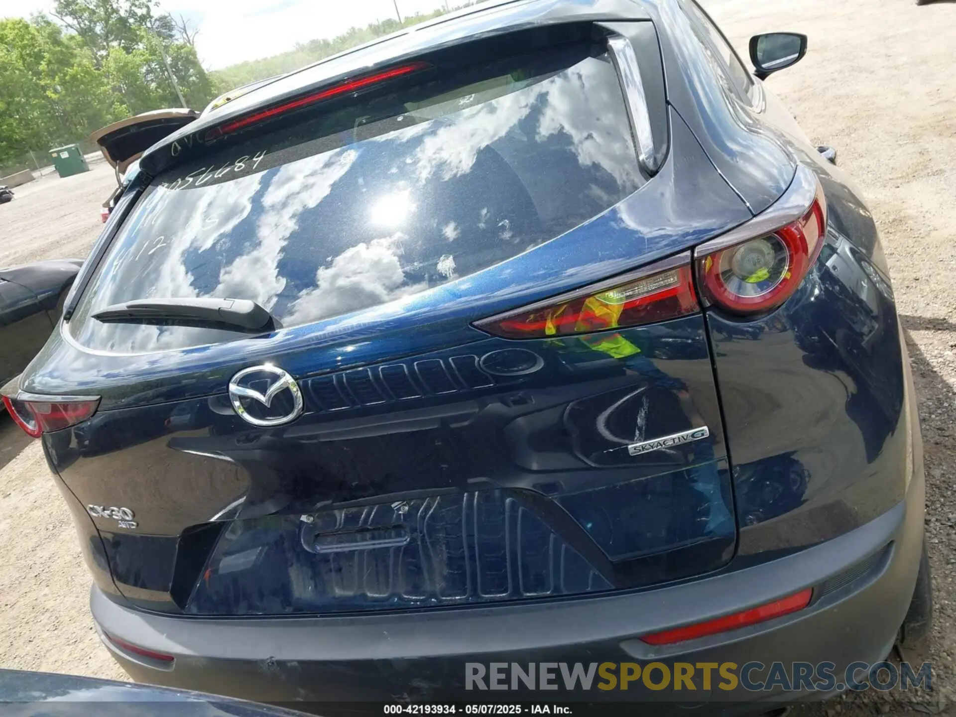 15 Photograph of a damaged car 3MVDMBBM3RM692815 MAZDA CX-30 2024