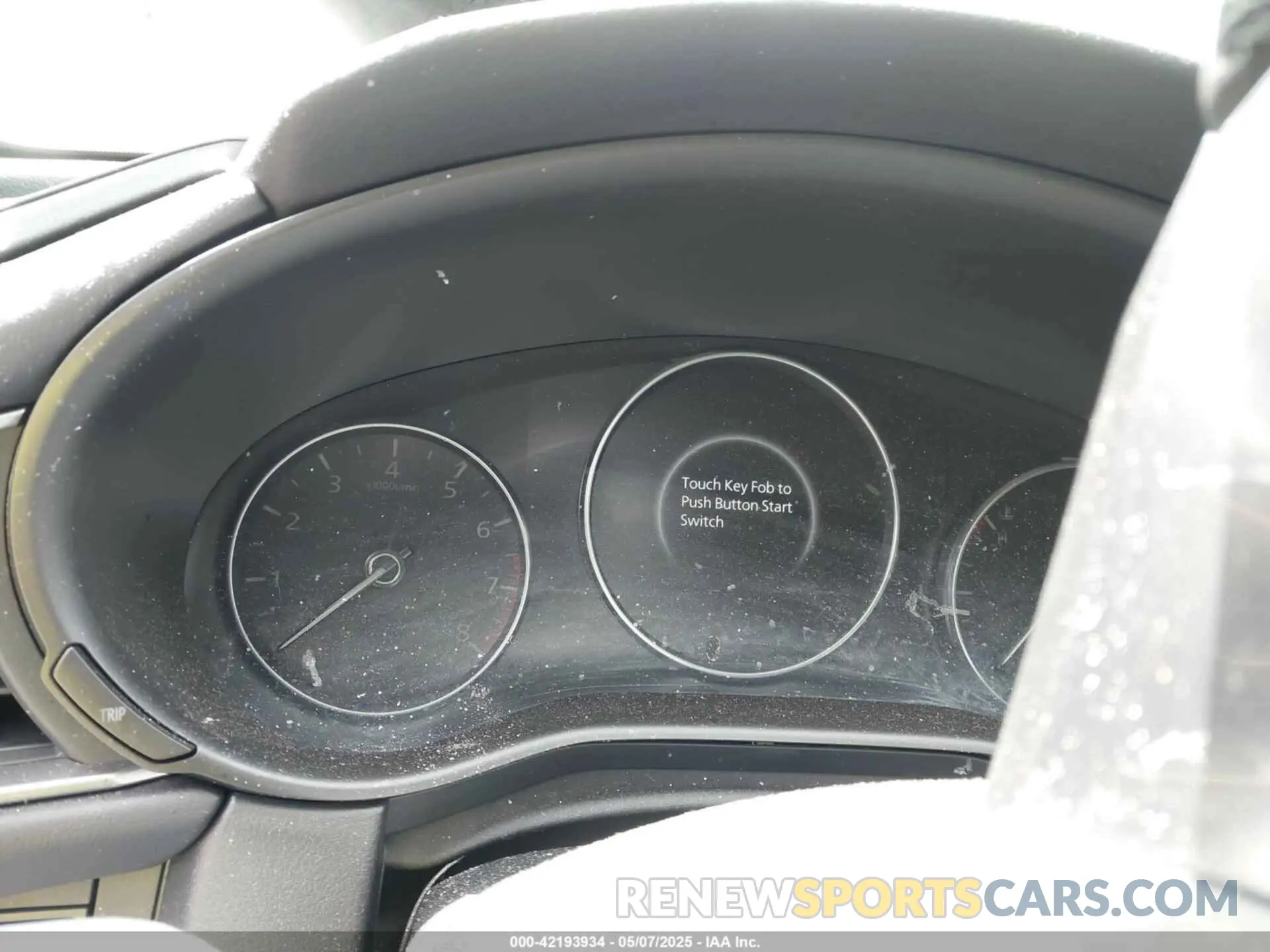 7 Photograph of a damaged car 3MVDMBBM3RM692815 MAZDA CX-30 2024