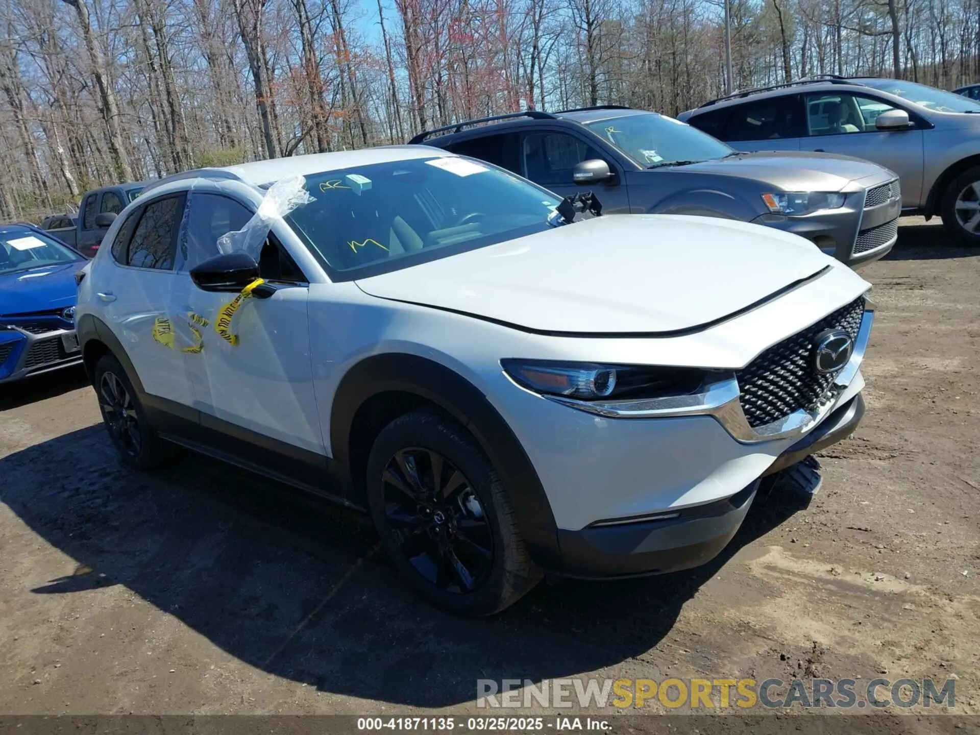 1 Photograph of a damaged car 3MVDMBBM3RM700816 MAZDA CX-30 2024