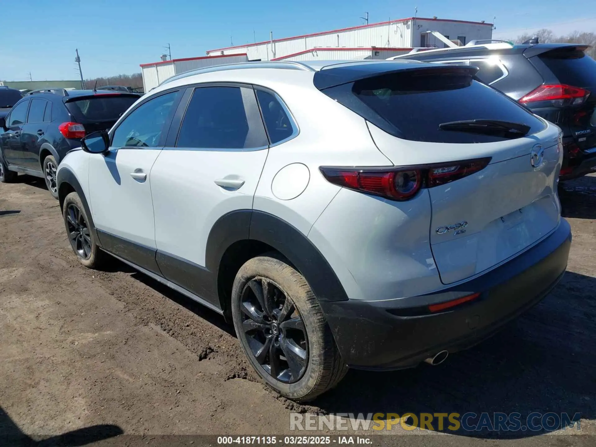 3 Photograph of a damaged car 3MVDMBBM3RM700816 MAZDA CX-30 2024