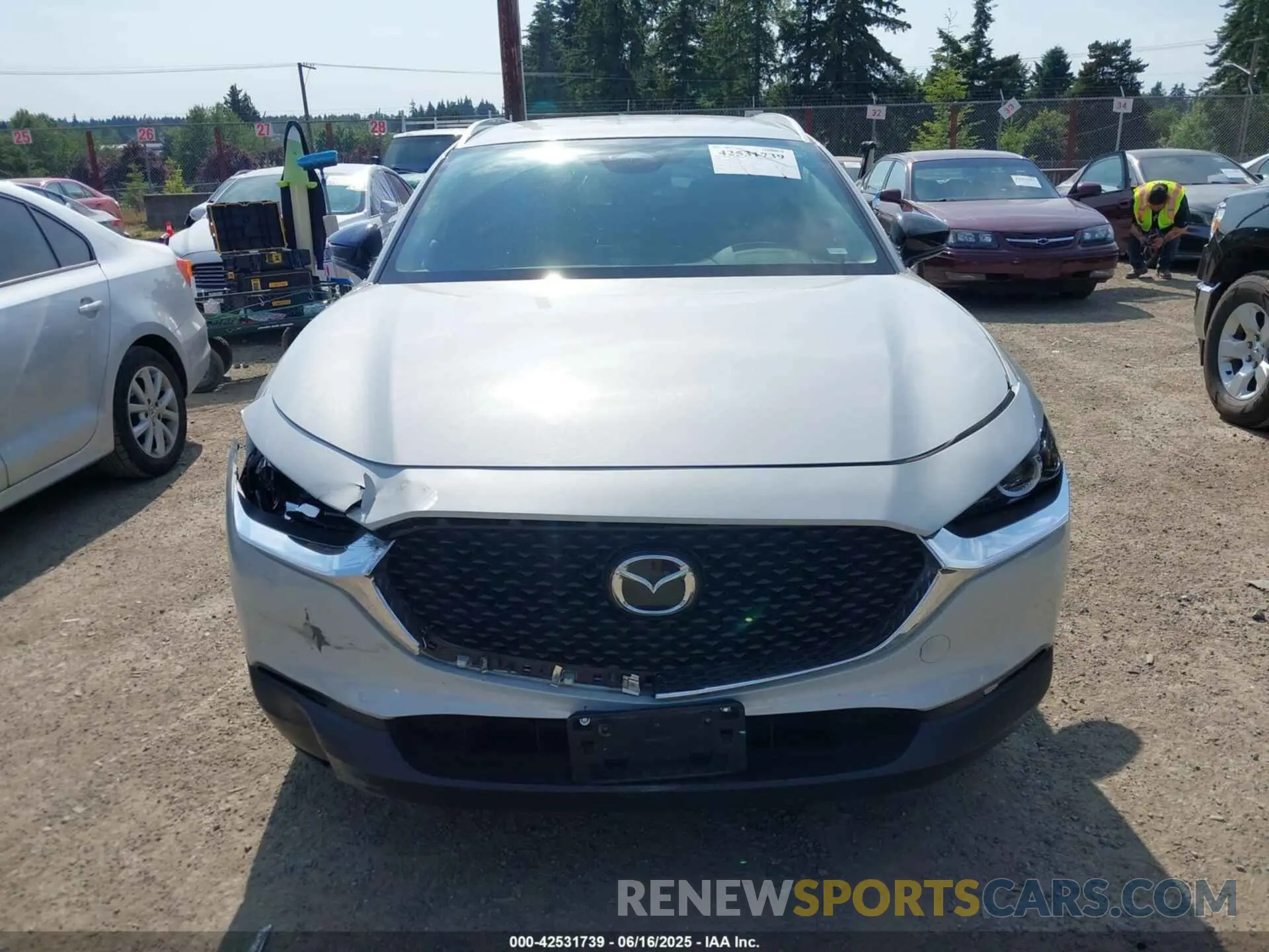 12 Photograph of a damaged car 3MVDMBBM4RM693570 MAZDA CX-30 2024