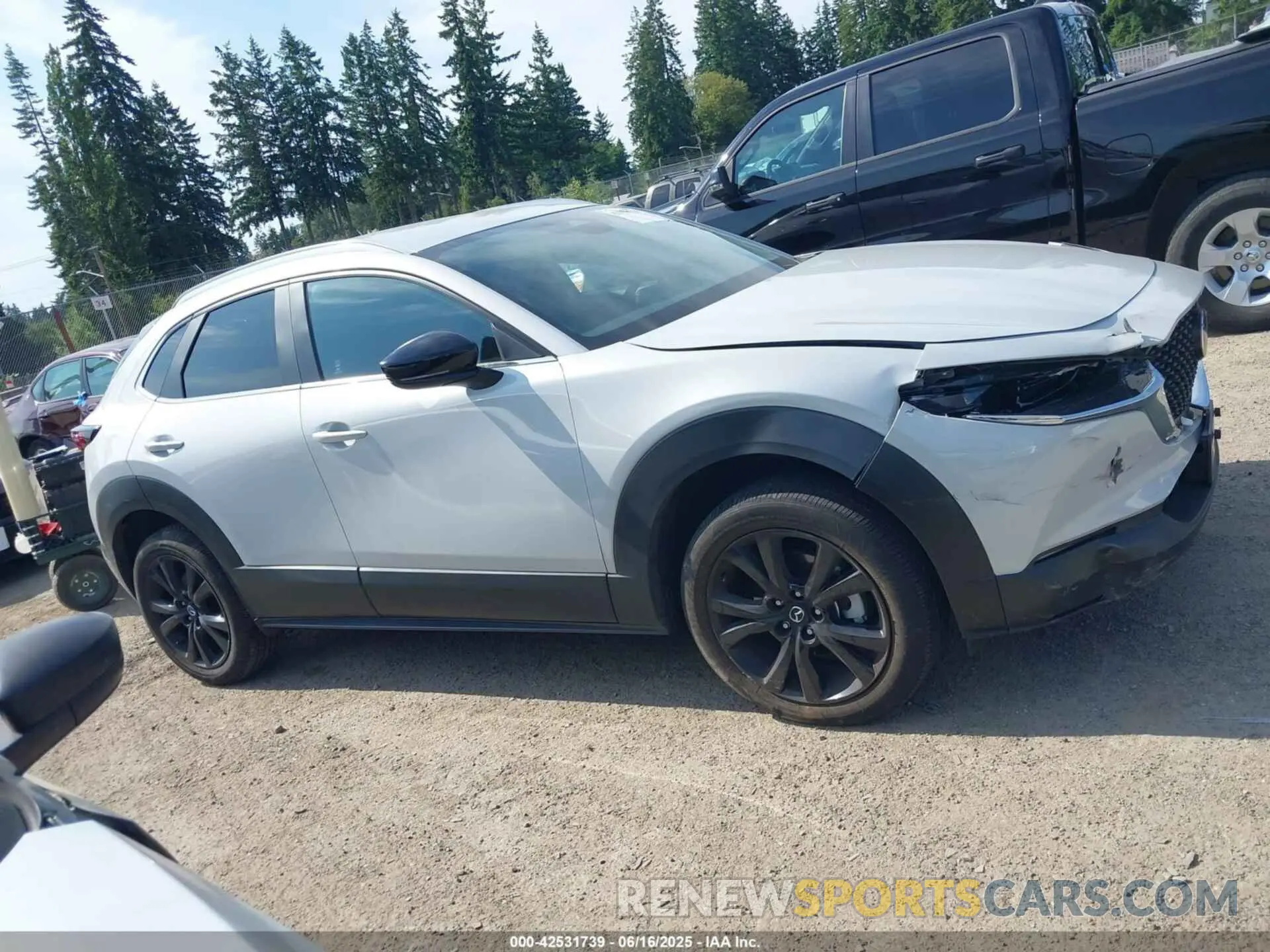13 Photograph of a damaged car 3MVDMBBM4RM693570 MAZDA CX-30 2024