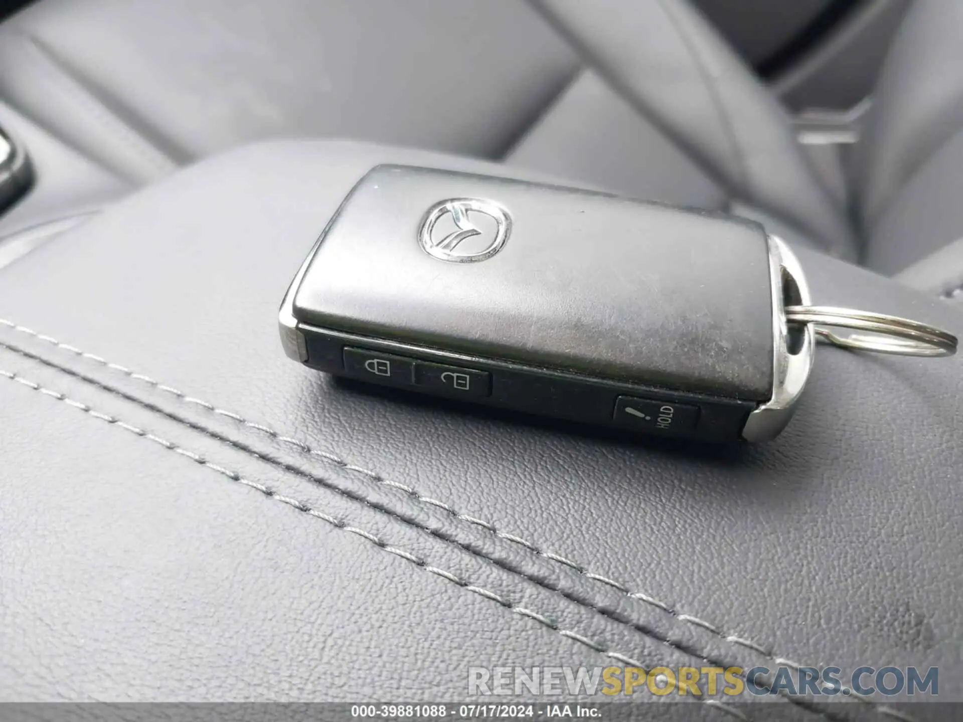 11 Photograph of a damaged car 3MVDMBBM5RM656687 MAZDA CX-30 2024