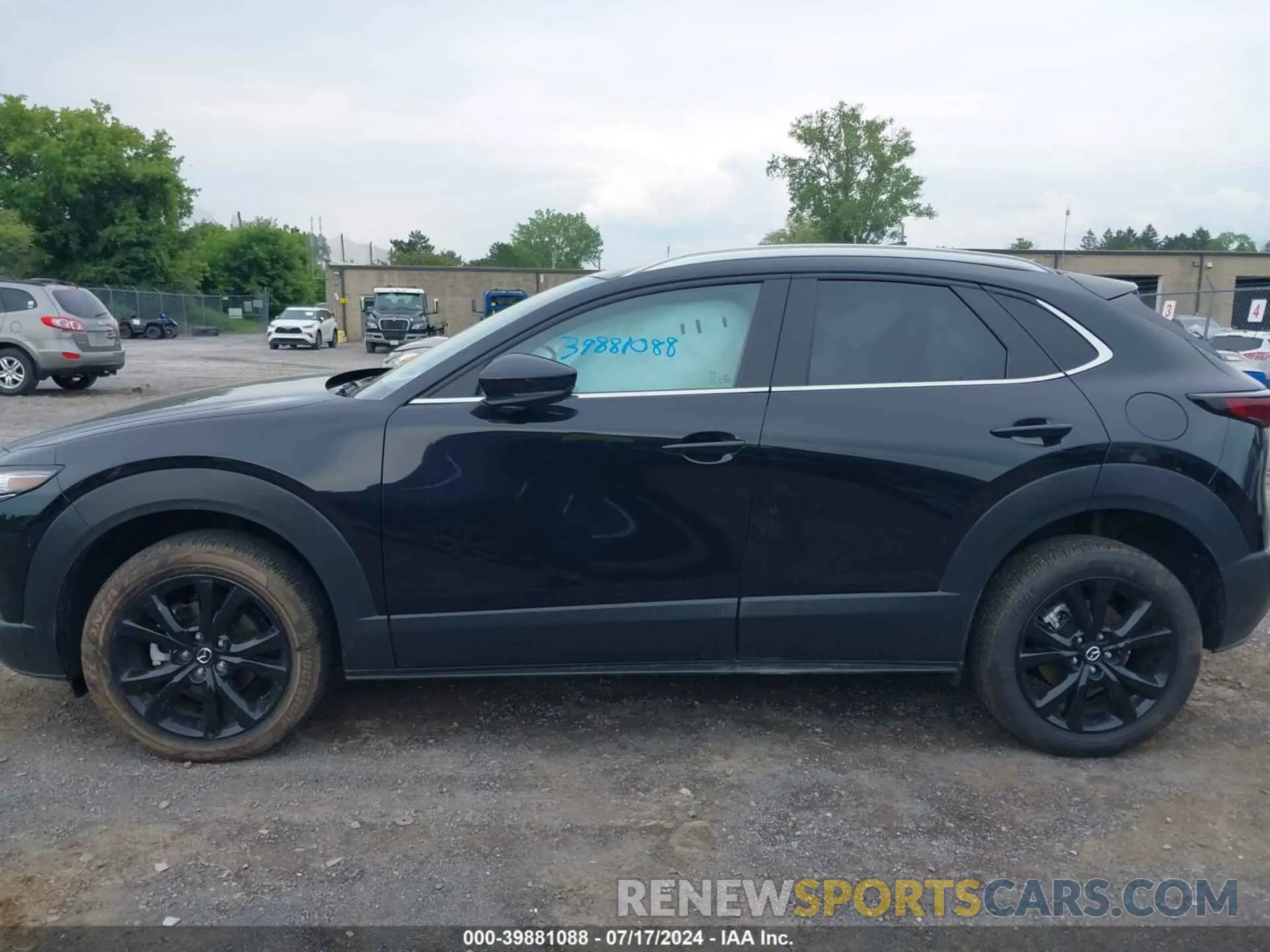 14 Photograph of a damaged car 3MVDMBBM5RM656687 MAZDA CX-30 2024