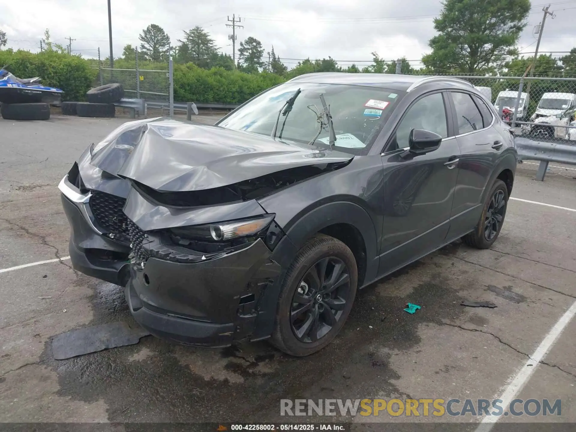 2 Photograph of a damaged car 3MVDMBBM5RM682867 MAZDA CX-30 2024