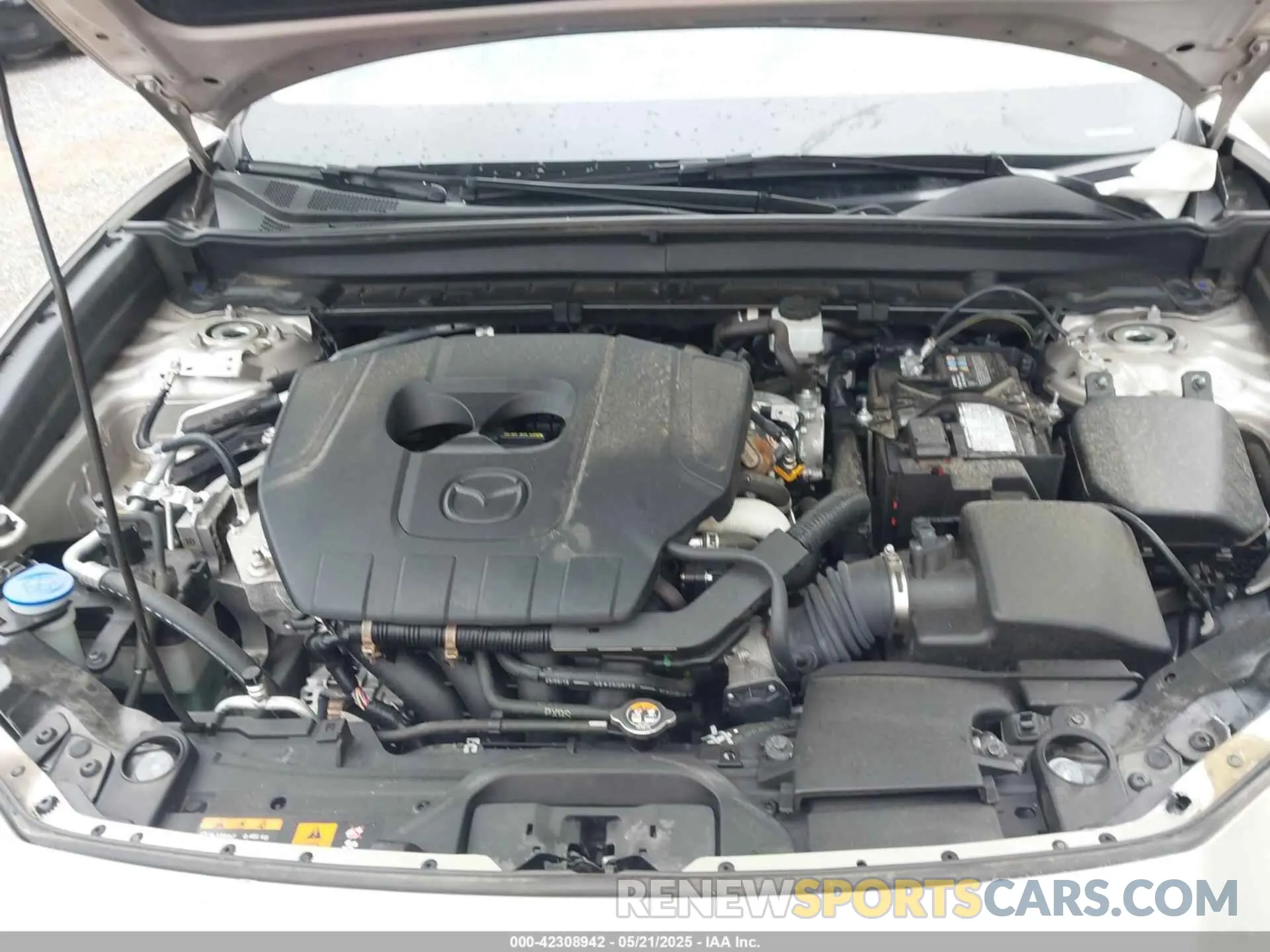10 Photograph of a damaged car 3MVDMBBM6RM618305 MAZDA CX-30 2024