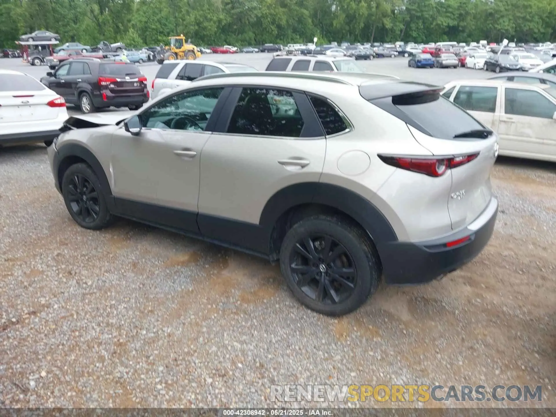 3 Photograph of a damaged car 3MVDMBBM6RM618305 MAZDA CX-30 2024