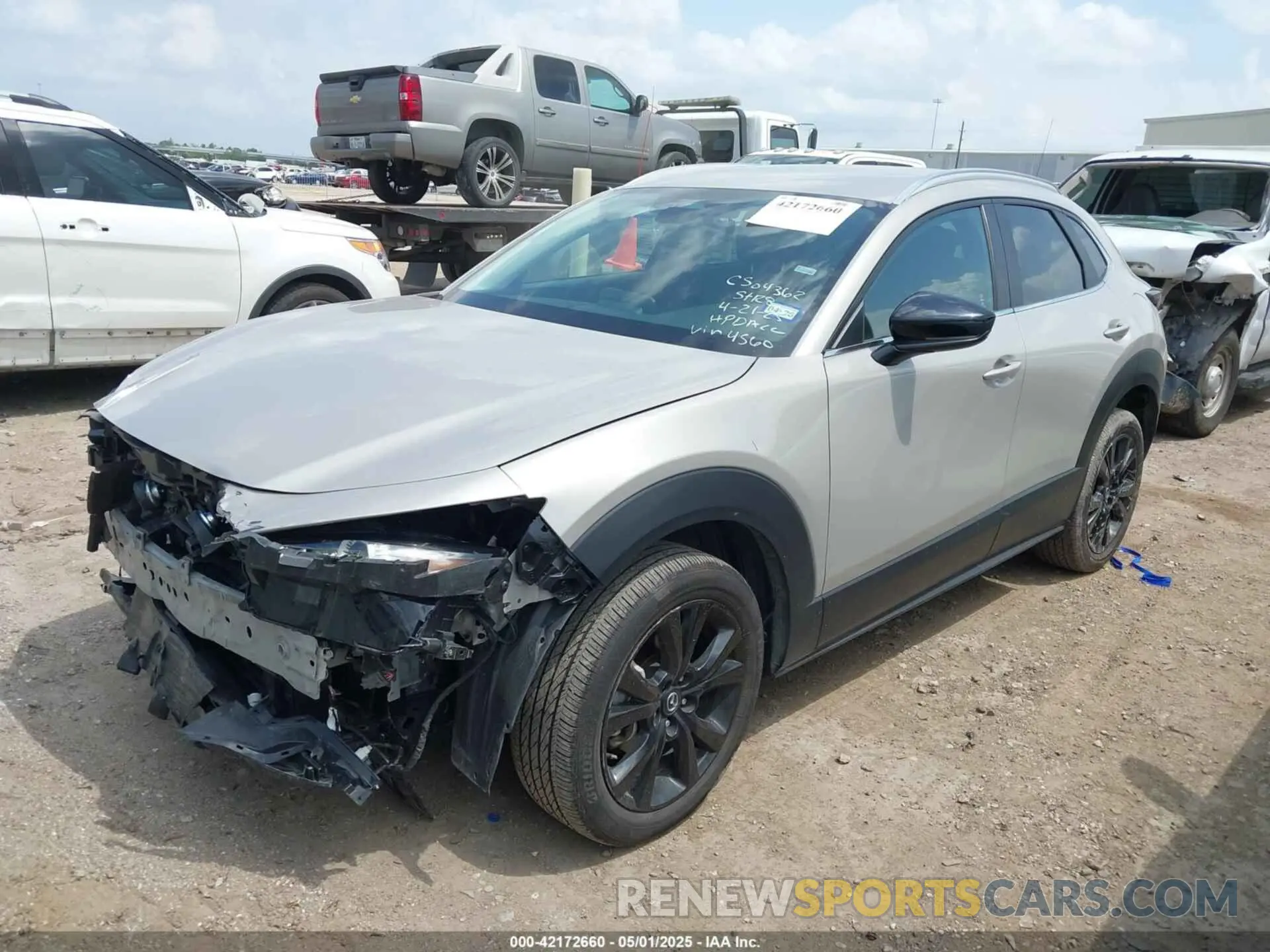 2 Photograph of a damaged car 3MVDMBBM6RM694560 MAZDA CX-30 2024