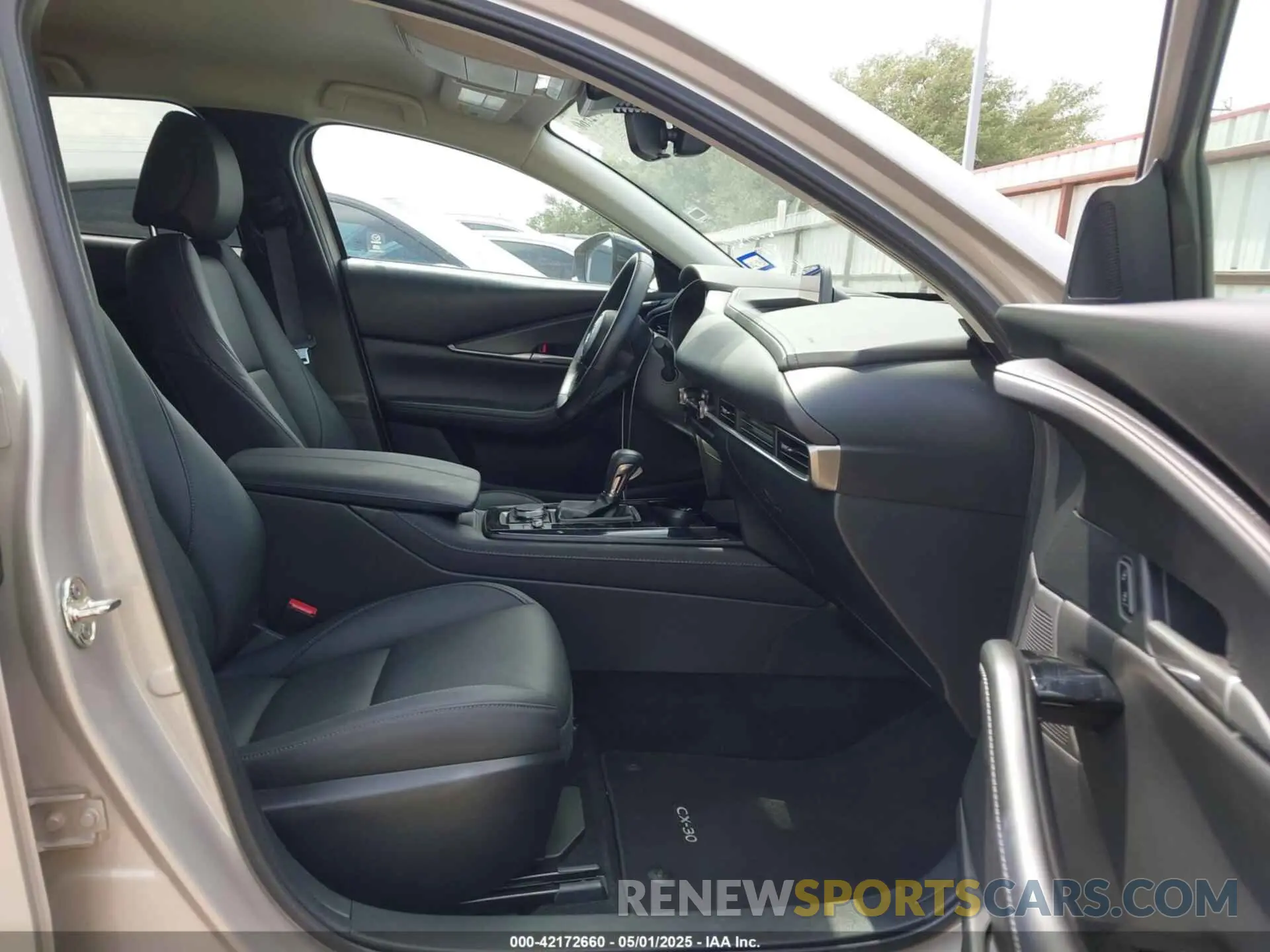 5 Photograph of a damaged car 3MVDMBBM6RM694560 MAZDA CX-30 2024