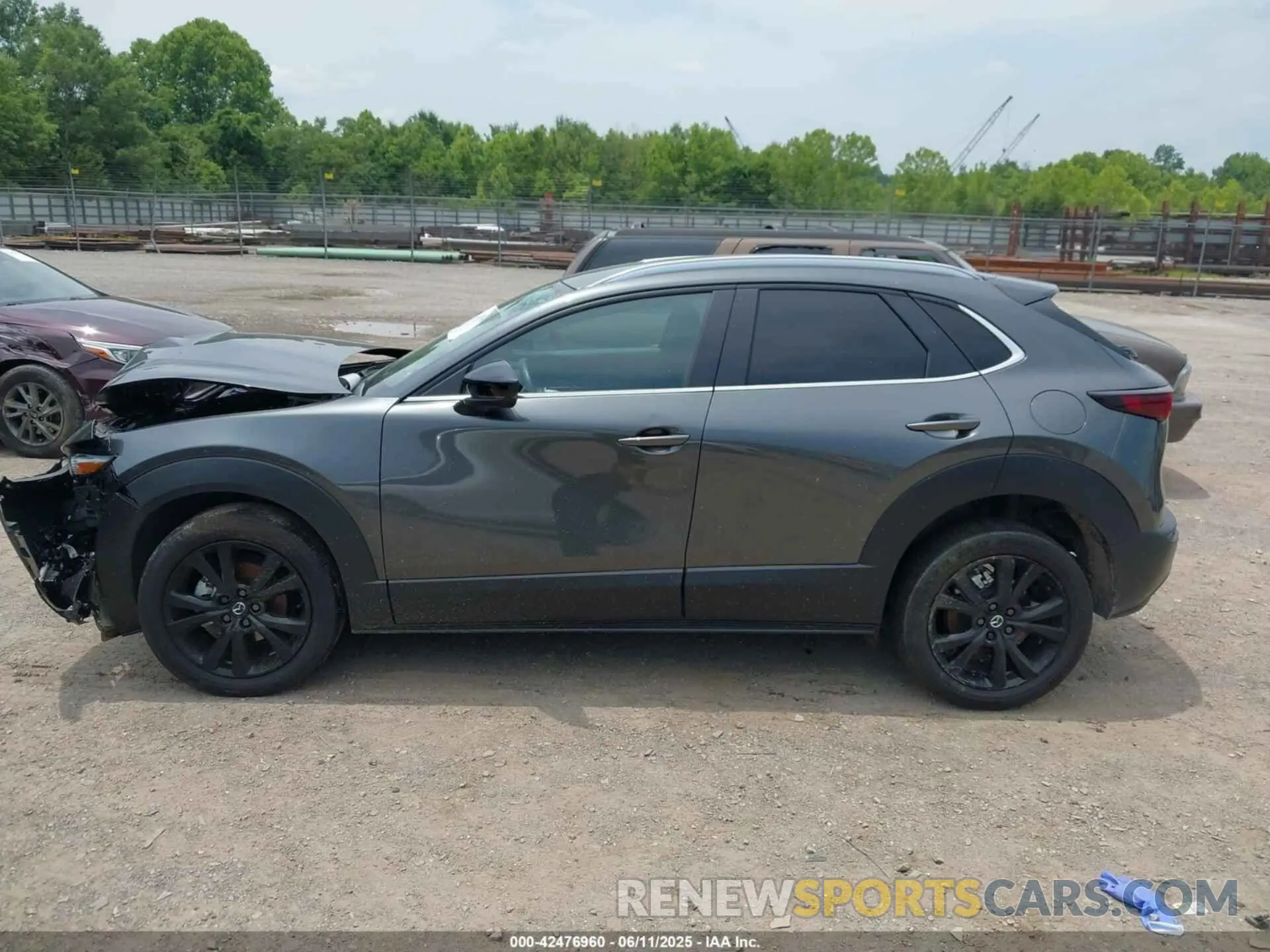 14 Photograph of a damaged car 3MVDMBBM6RM710708 MAZDA CX-30 2024