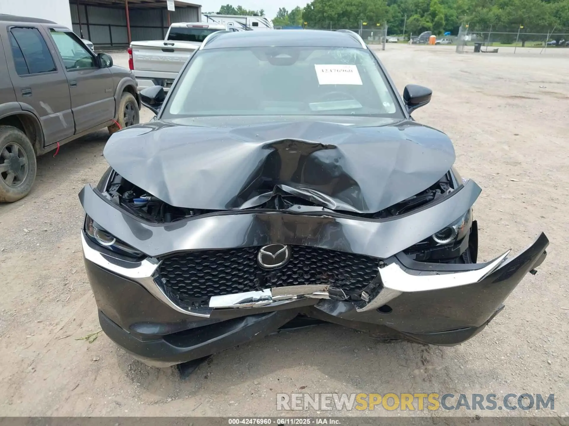 6 Photograph of a damaged car 3MVDMBBM6RM710708 MAZDA CX-30 2024