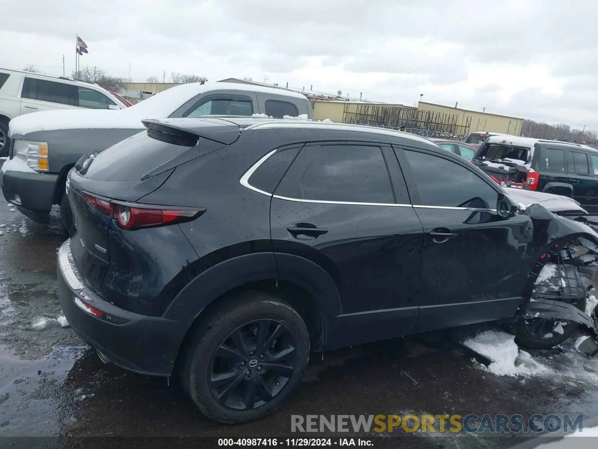 12 Photograph of a damaged car 3MVDMBBM7RM637249 MAZDA CX-30 2024