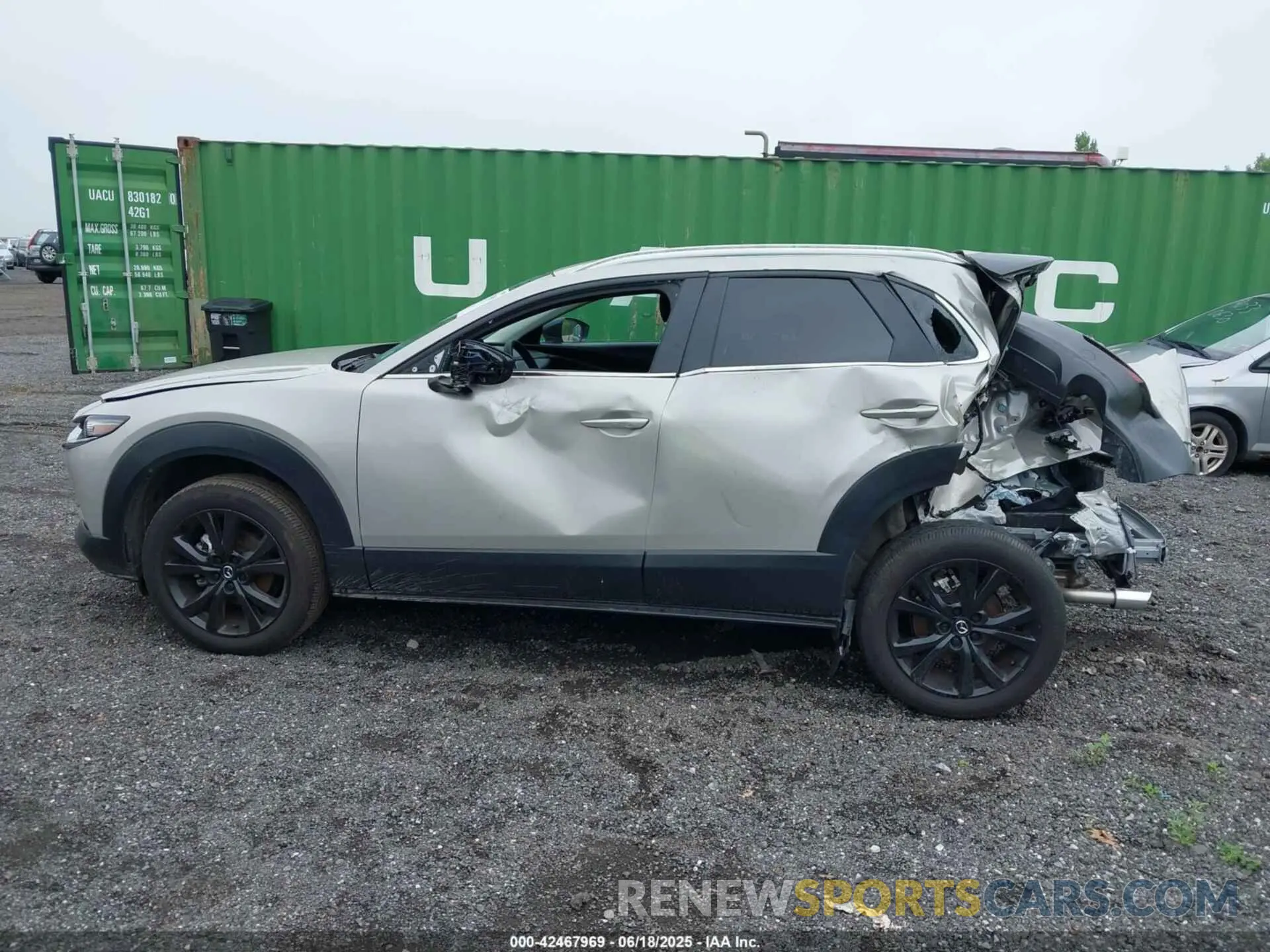 13 Photograph of a damaged car 3MVDMBBM8RM718163 MAZDA CX-30 2024