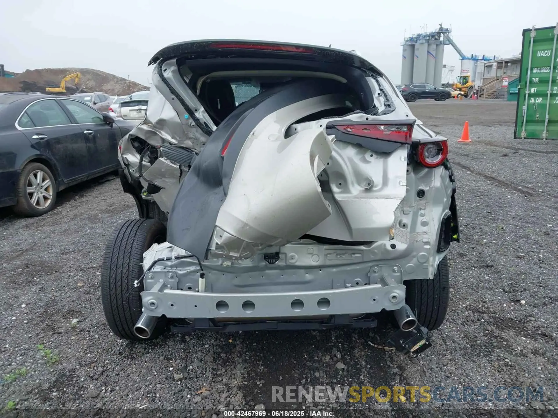 15 Photograph of a damaged car 3MVDMBBM8RM718163 MAZDA CX-30 2024