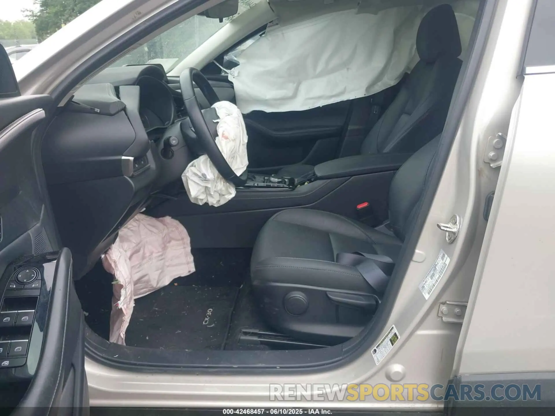5 Photograph of a damaged car 3MVDMBBM9RM602244 MAZDA CX-30 2024