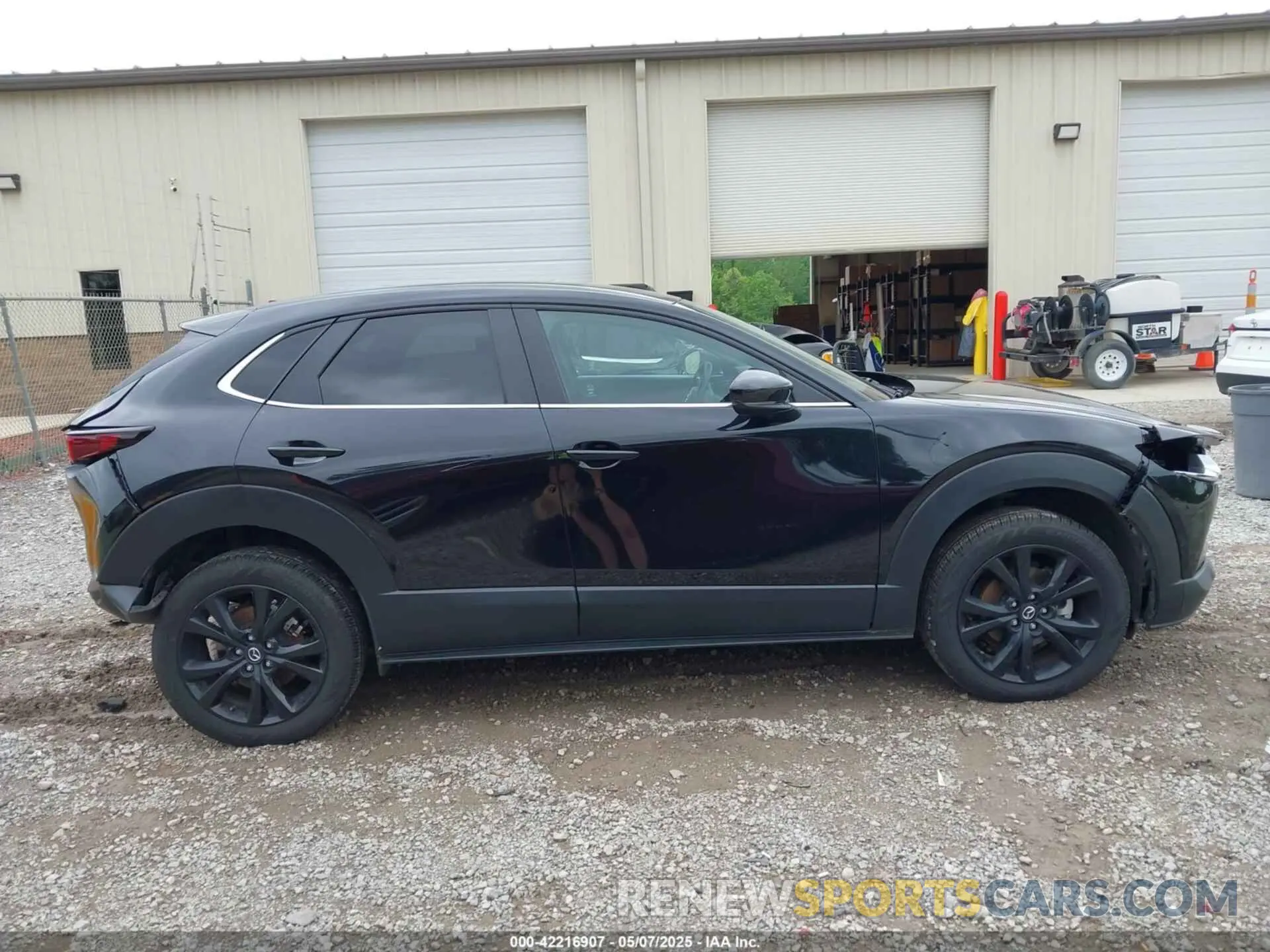 13 Photograph of a damaged car 3MVDMBBM9RM630979 MAZDA CX-30 2024