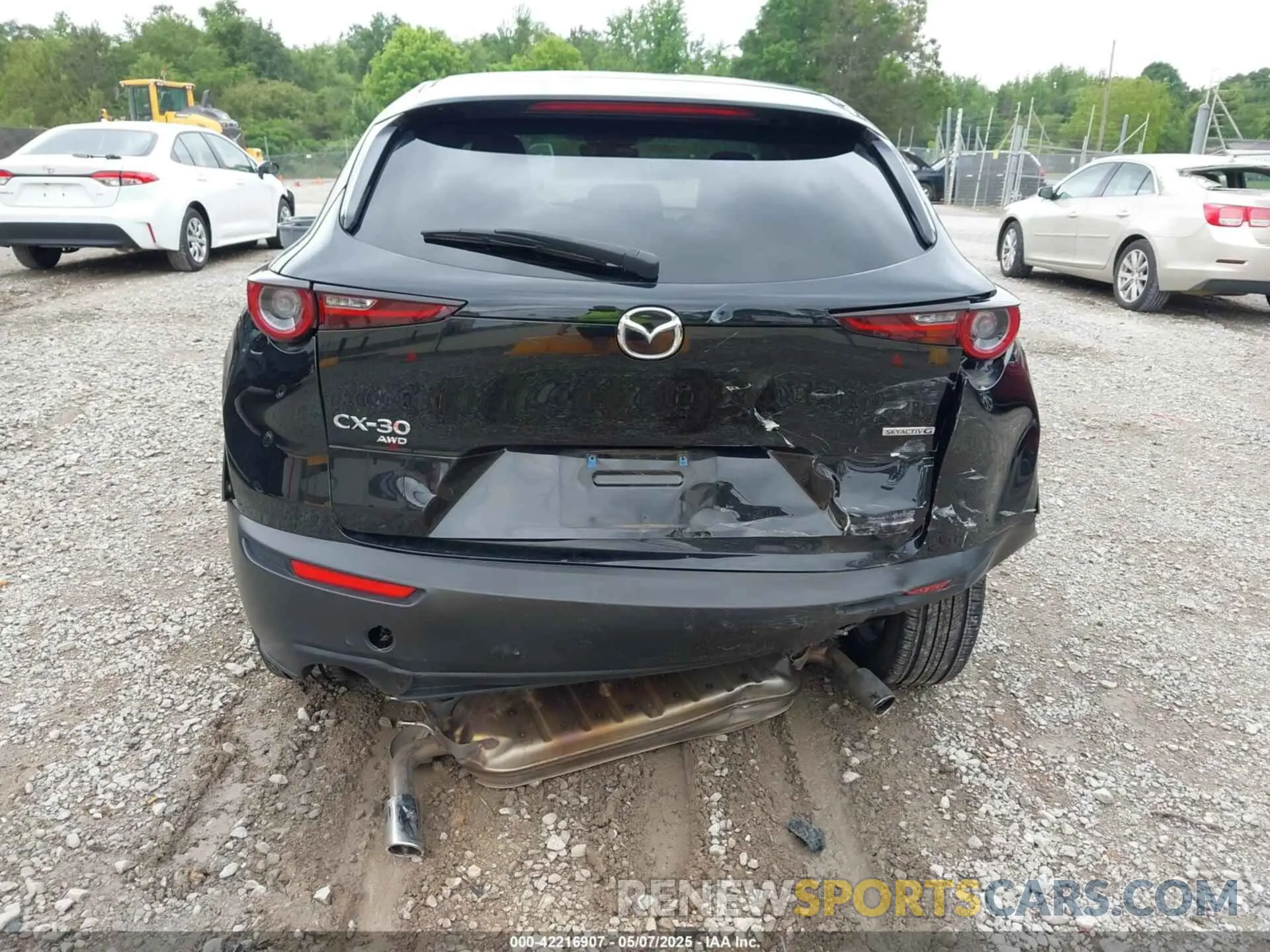 16 Photograph of a damaged car 3MVDMBBM9RM630979 MAZDA CX-30 2024