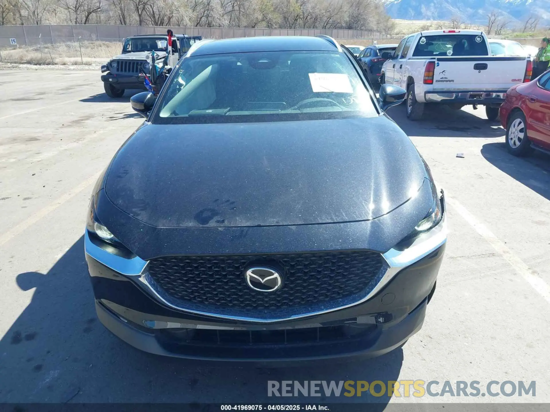 12 Photograph of a damaged car 3MVDMBBM9RM645451 MAZDA CX-30 2024
