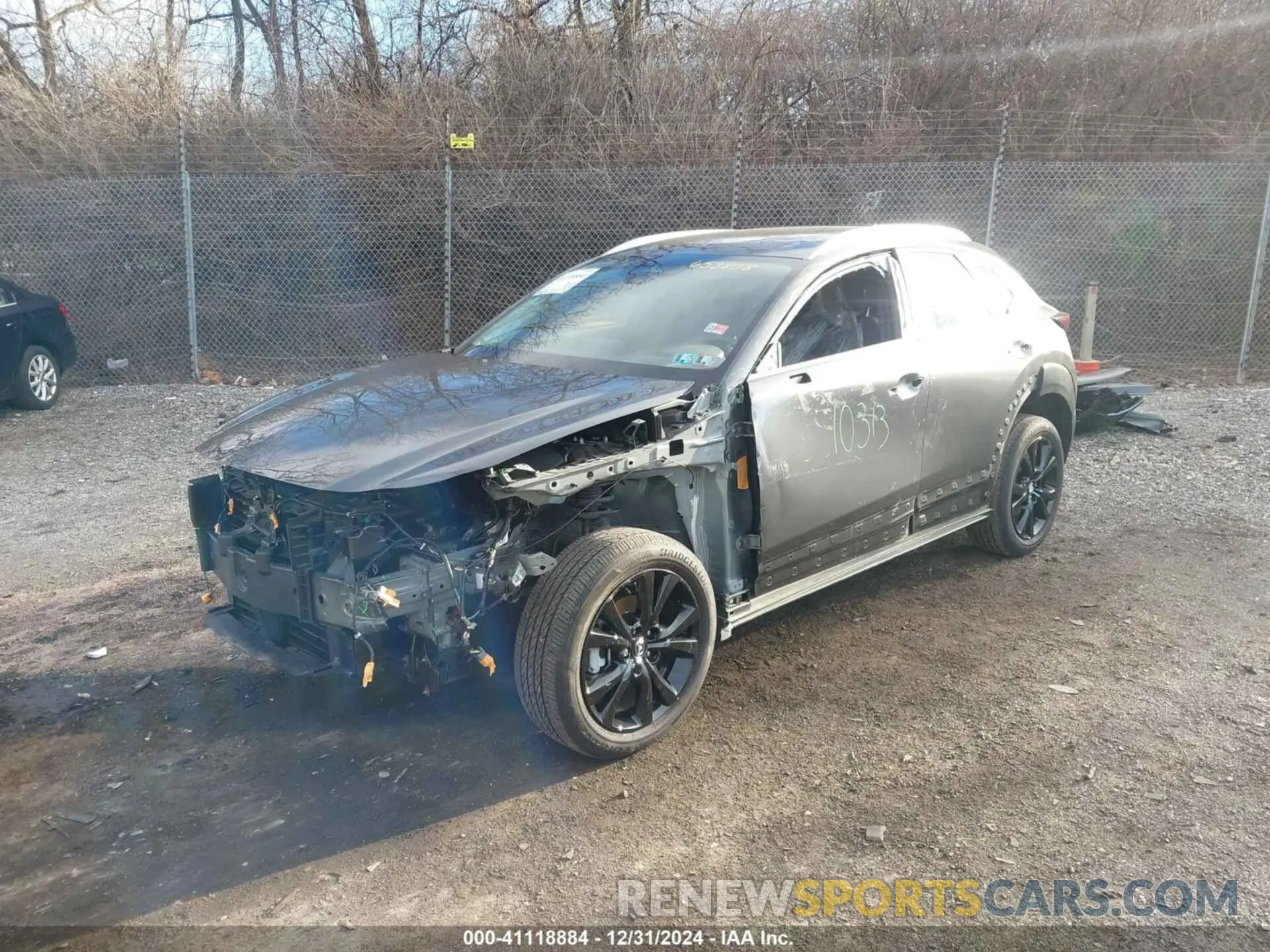 18 Photograph of a damaged car 3MVDMBBM9RM653808 MAZDA CX-30 2024